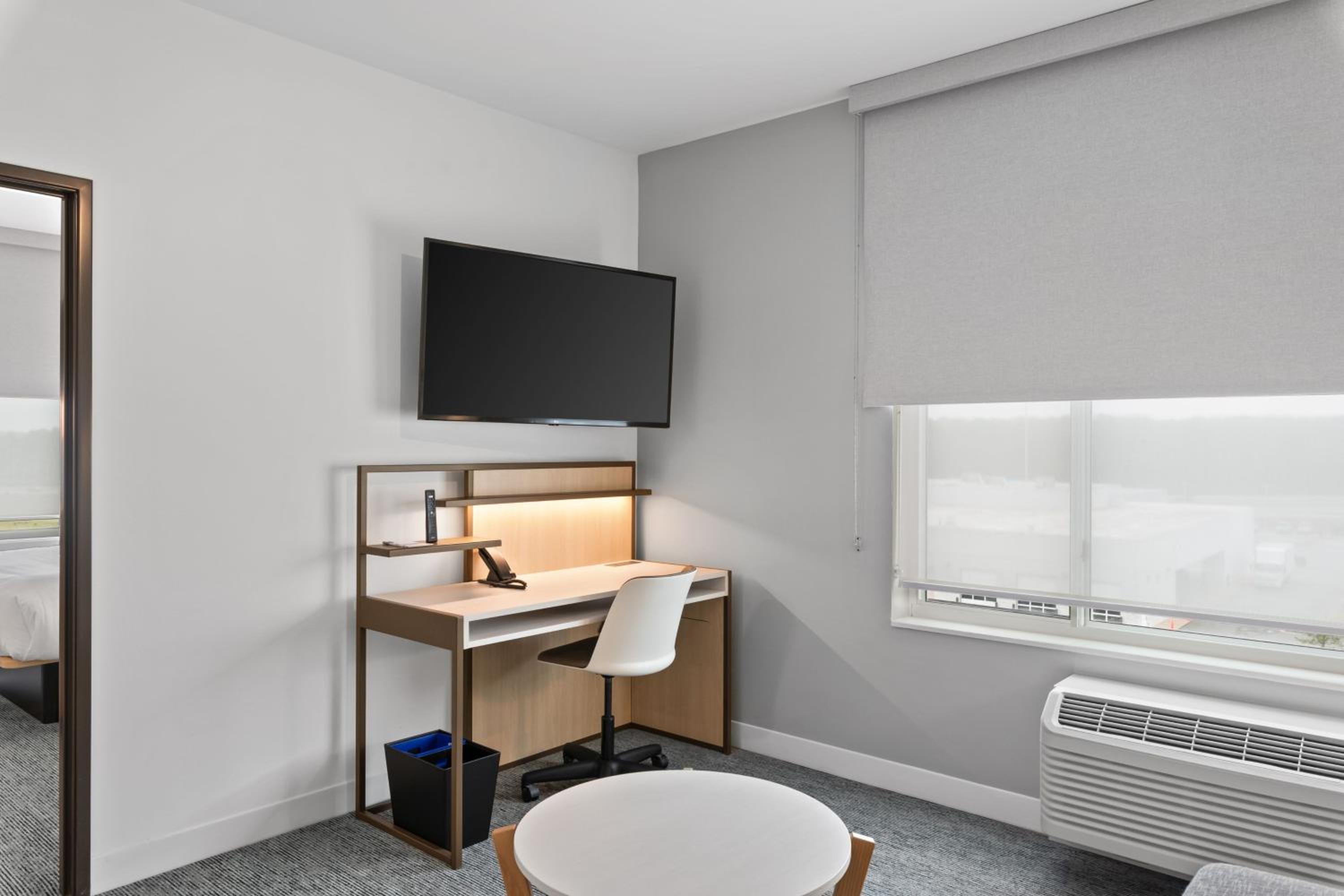 TownePlace Suites by Marriott White Hall - Property Image 3