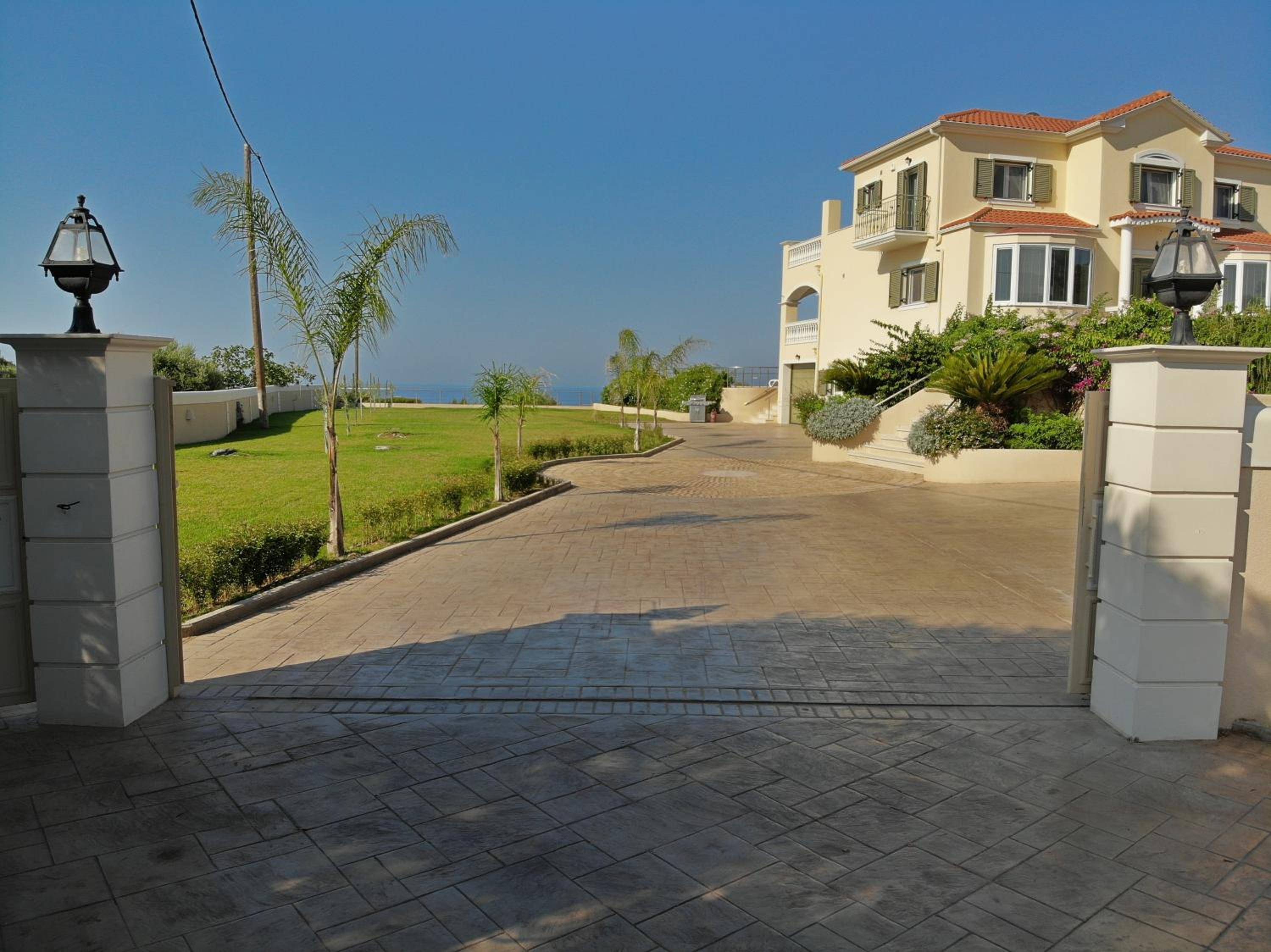Villa Anna Rebecca view 5