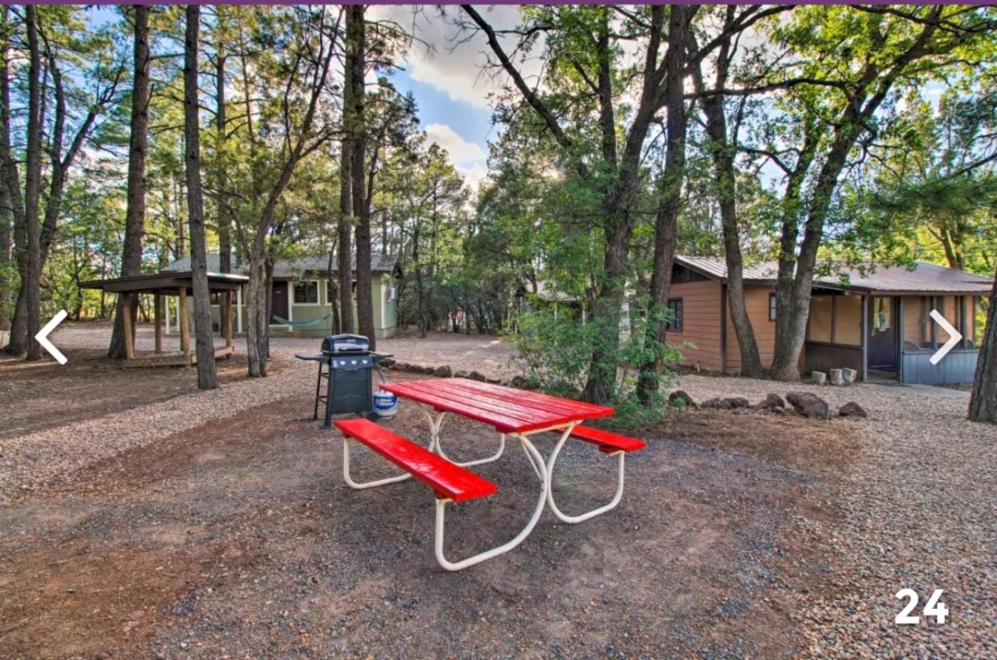 Hidden Rest Cabins and Resort