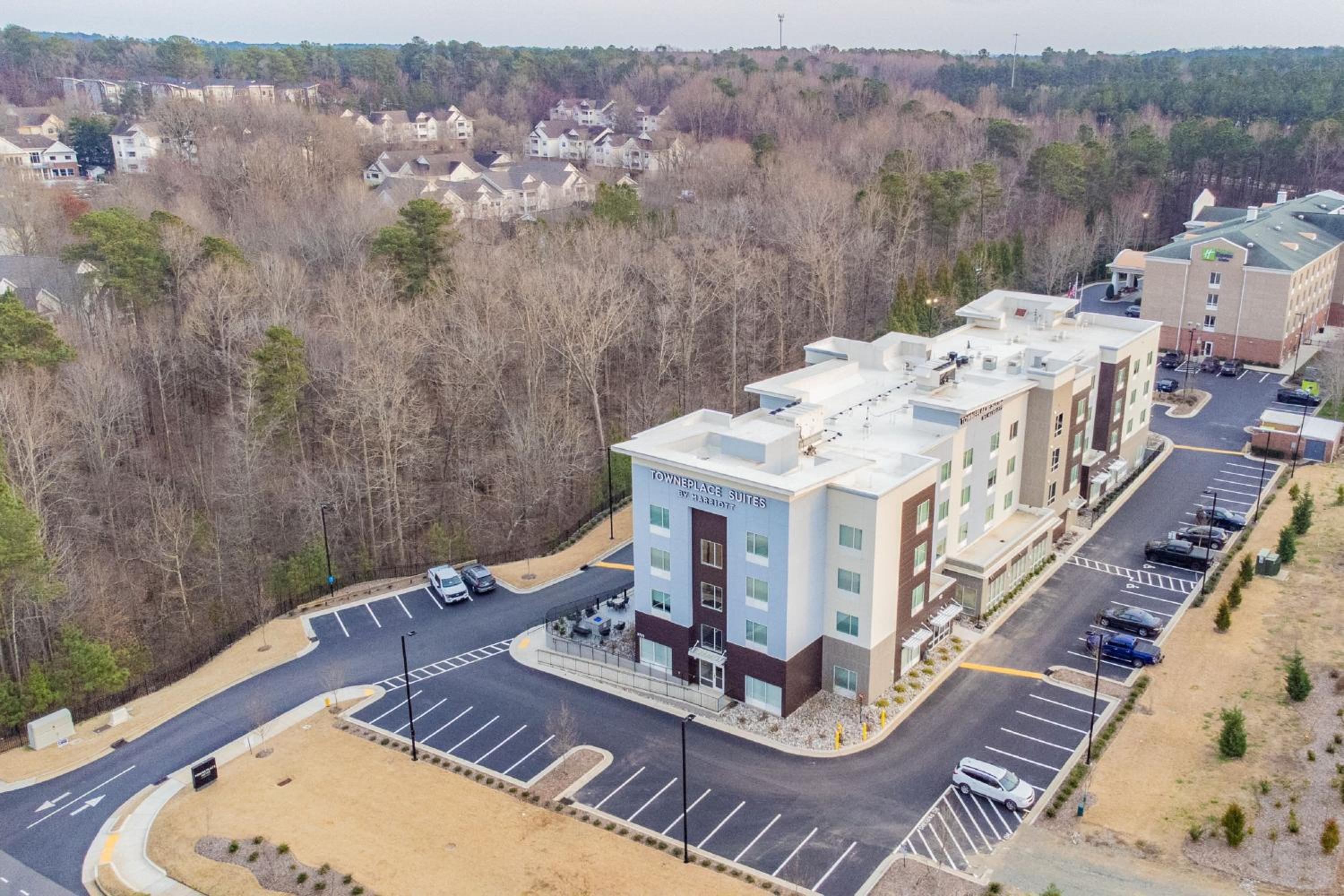 Hotel TownePlace Suites by Marriott Raleigh - University Area - Image 1