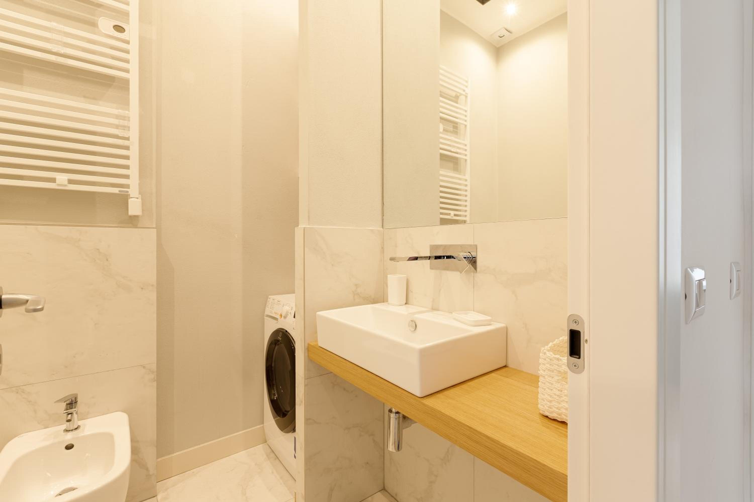 Milano- Darsena and Navigli Area! Cozy APT!