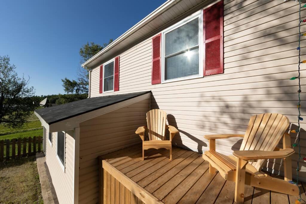 Entire house/wifi/private/cozy/escape/Muskoka lake