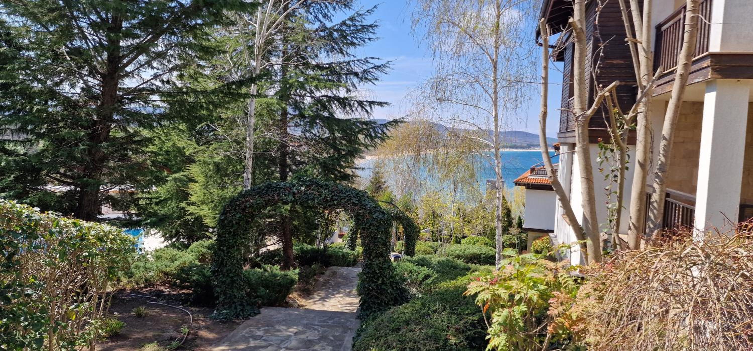 Eve Santa Marina Apartments - sea, pools, relax