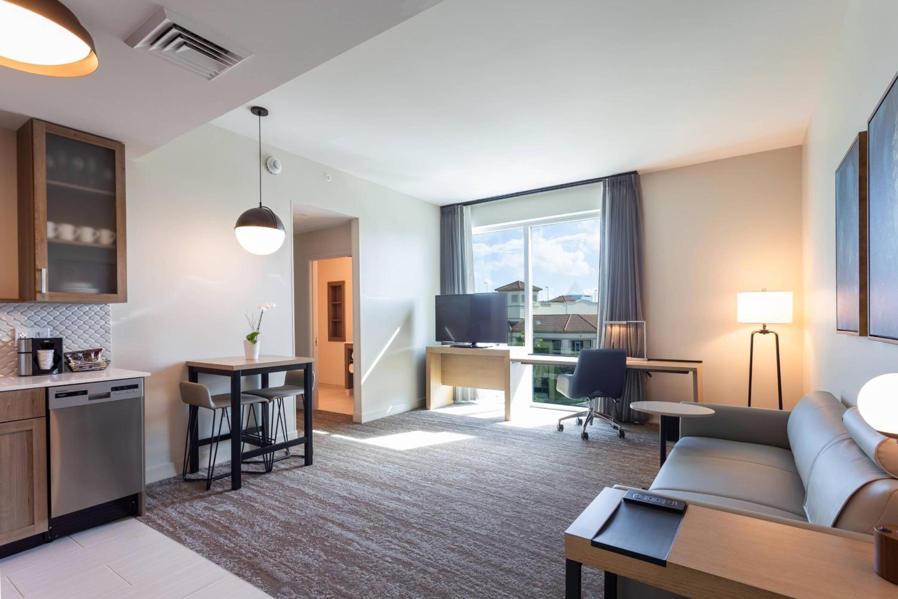 Residence Inn Palm Beach Gardens - Property Image 6