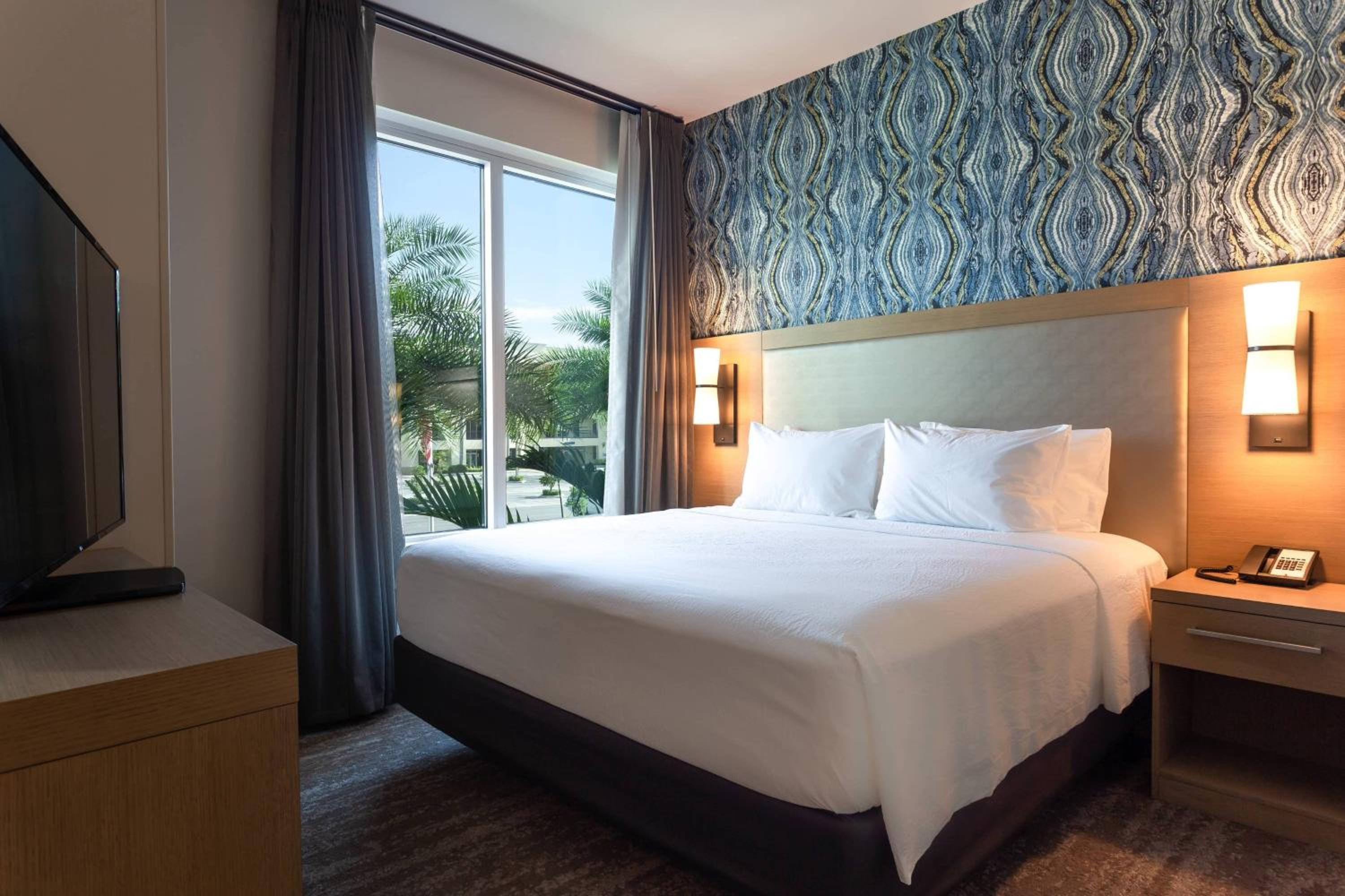 Residence Inn Palm Beach Gardens - Property Image 1