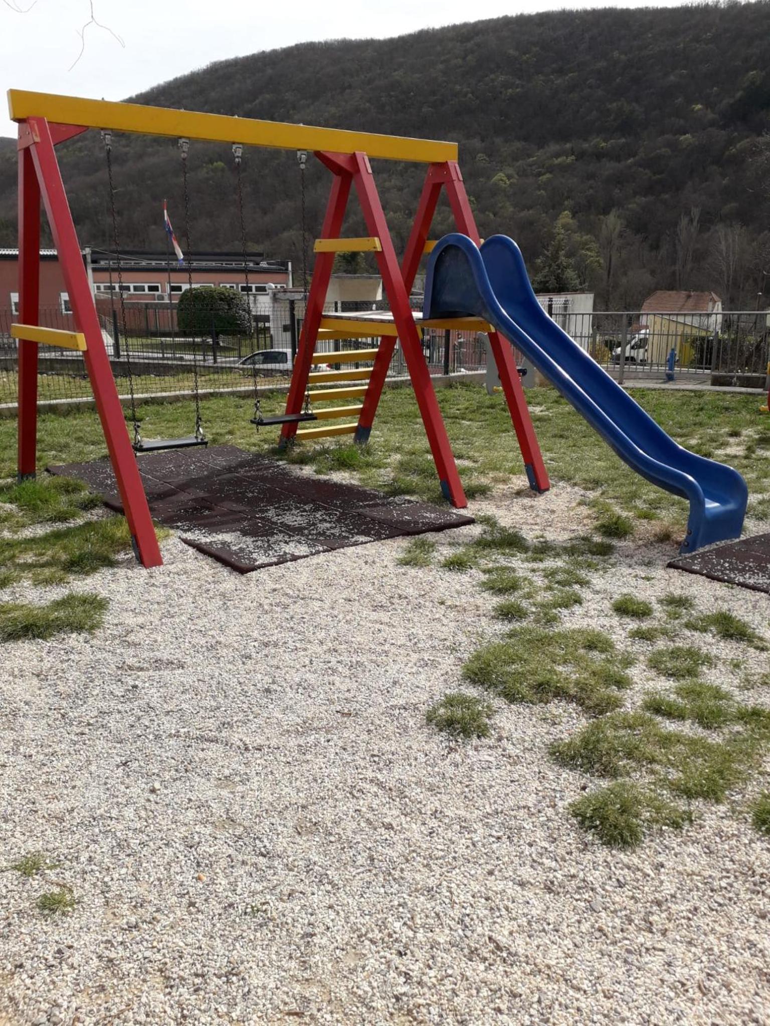 Photo 33