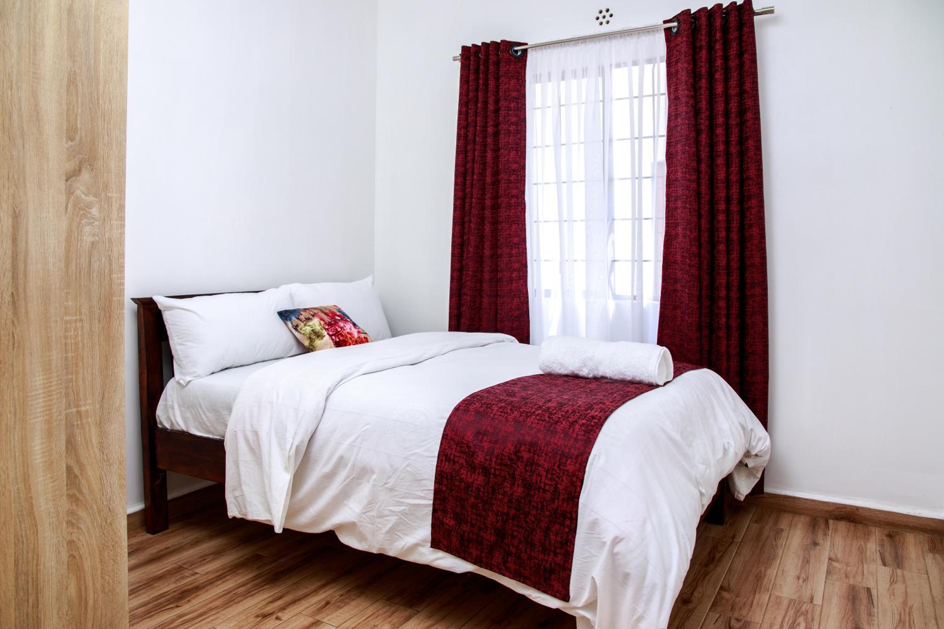 Cozy Two-BR Apartment in Tatu City view 4