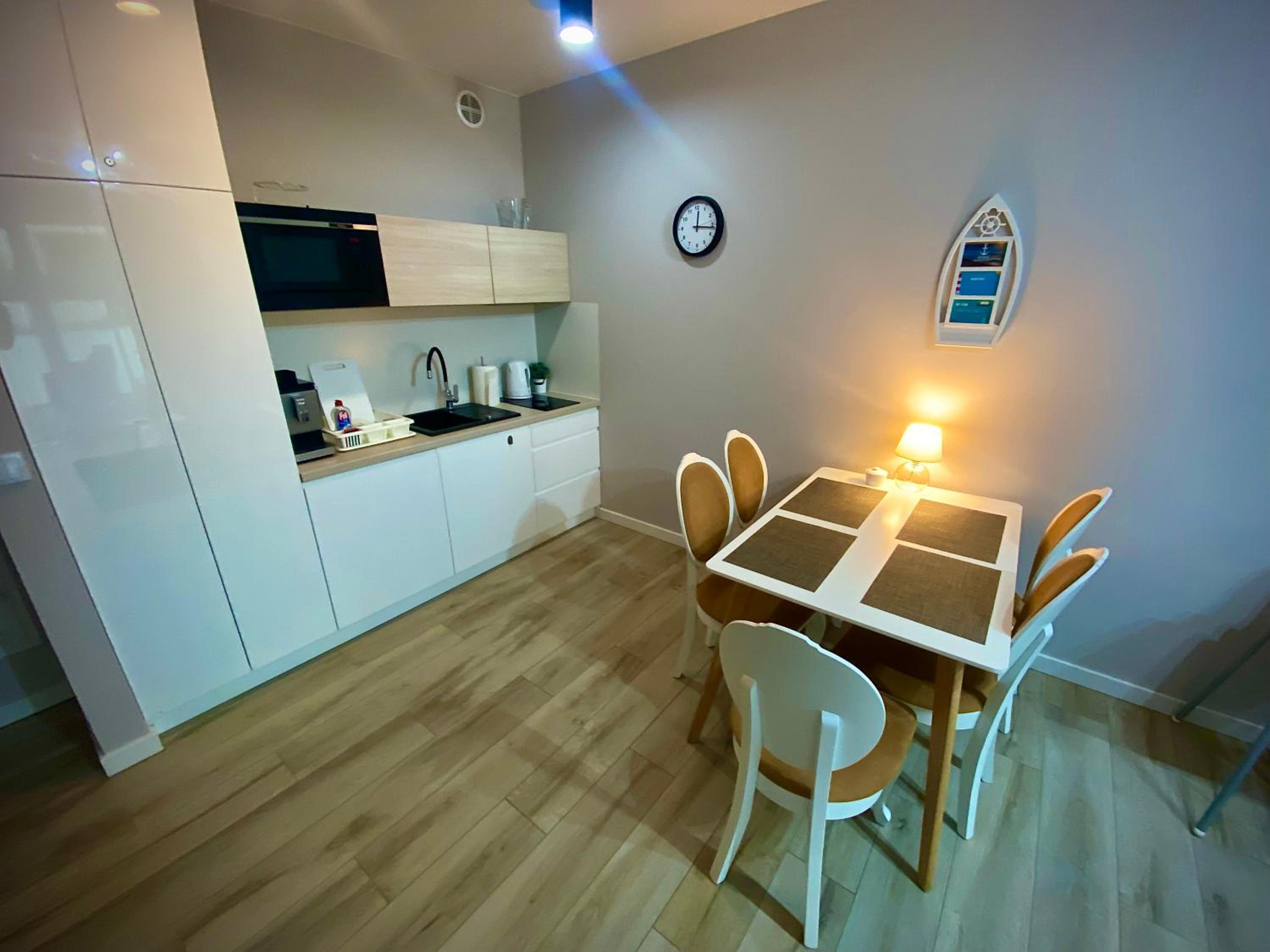 Zuza Apartament Rewal view 3
