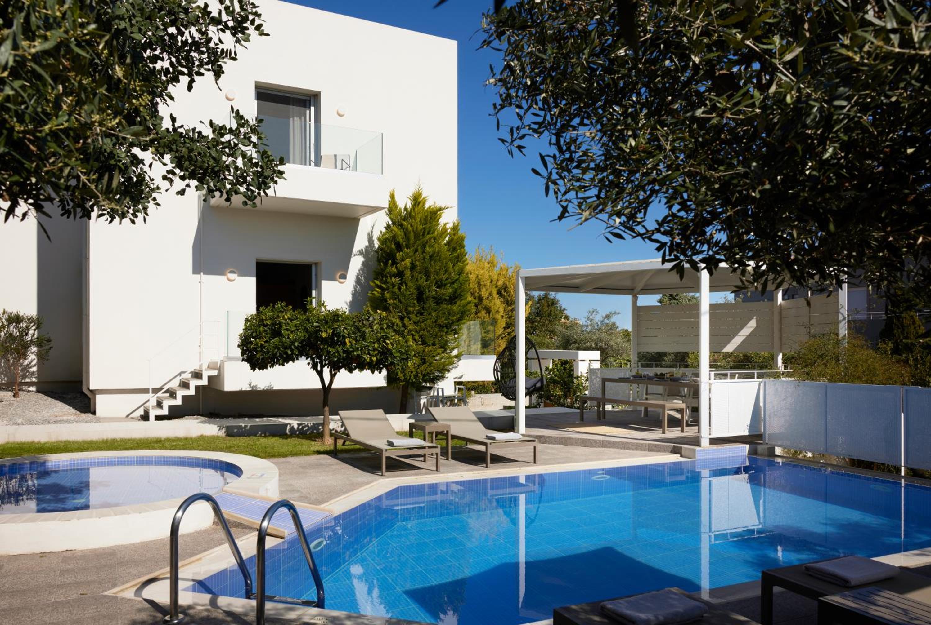 Kastellakia Executive Villa view 3