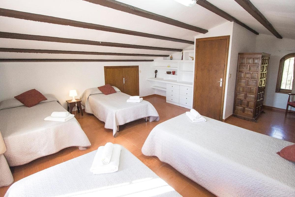 Catalunya Casas: Spacious Villa Vera up to 24 guests, a short drive to Blanes! view 5