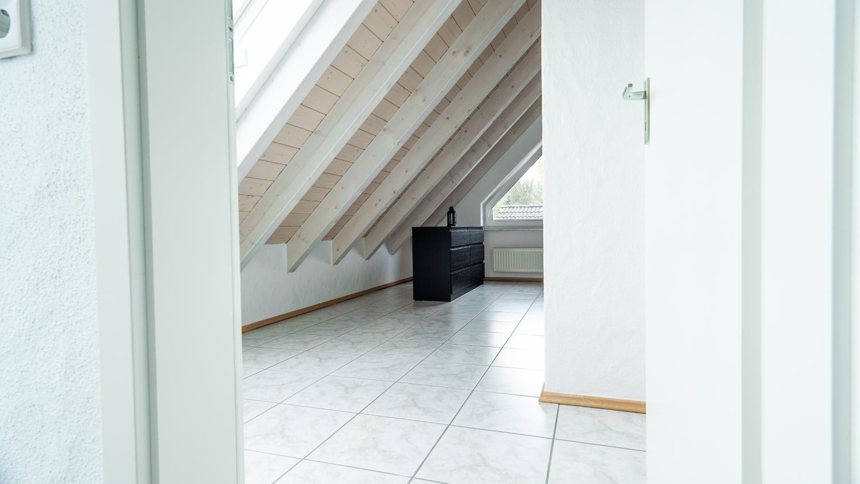 FeWo WOW II Schöne 2-Zimmer Maisonette Wohnung view 3