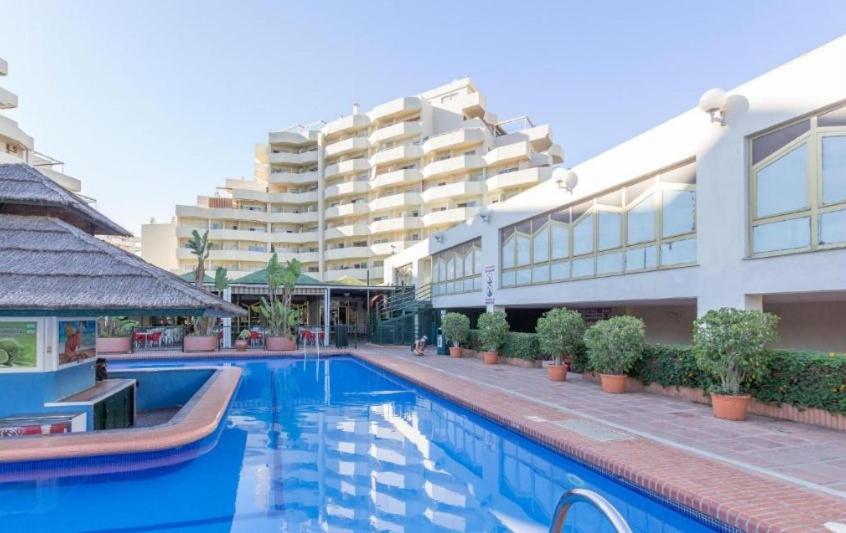 ESTRENO Benalbeach vistas al mar Estudio DELUXE