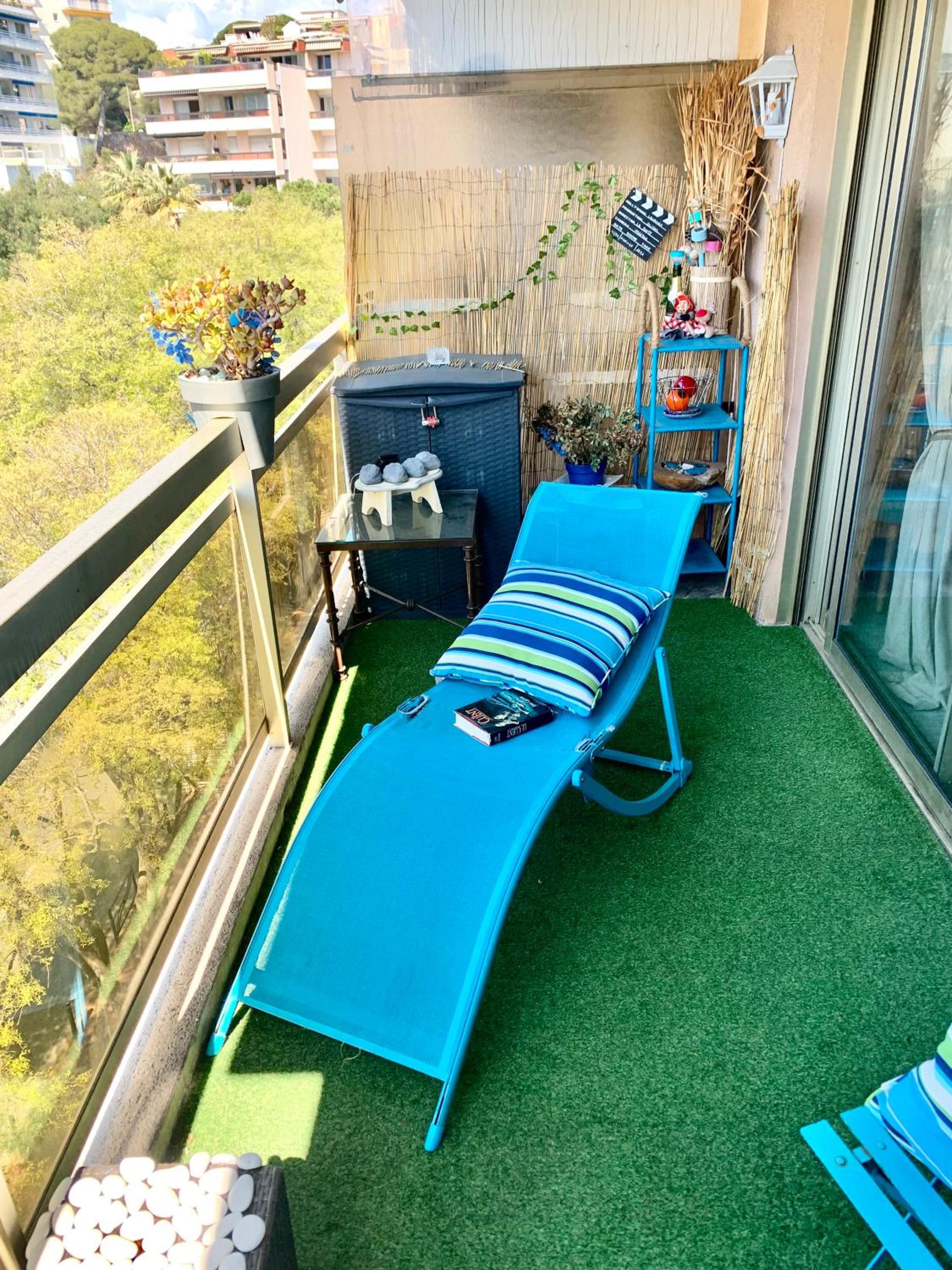 Luxurious Studio in Cannes 450m from sea with Terrace Luxurious Studio in Cannes 450m from sea with Terrace and Air Conditioning and private Parking photo 5
