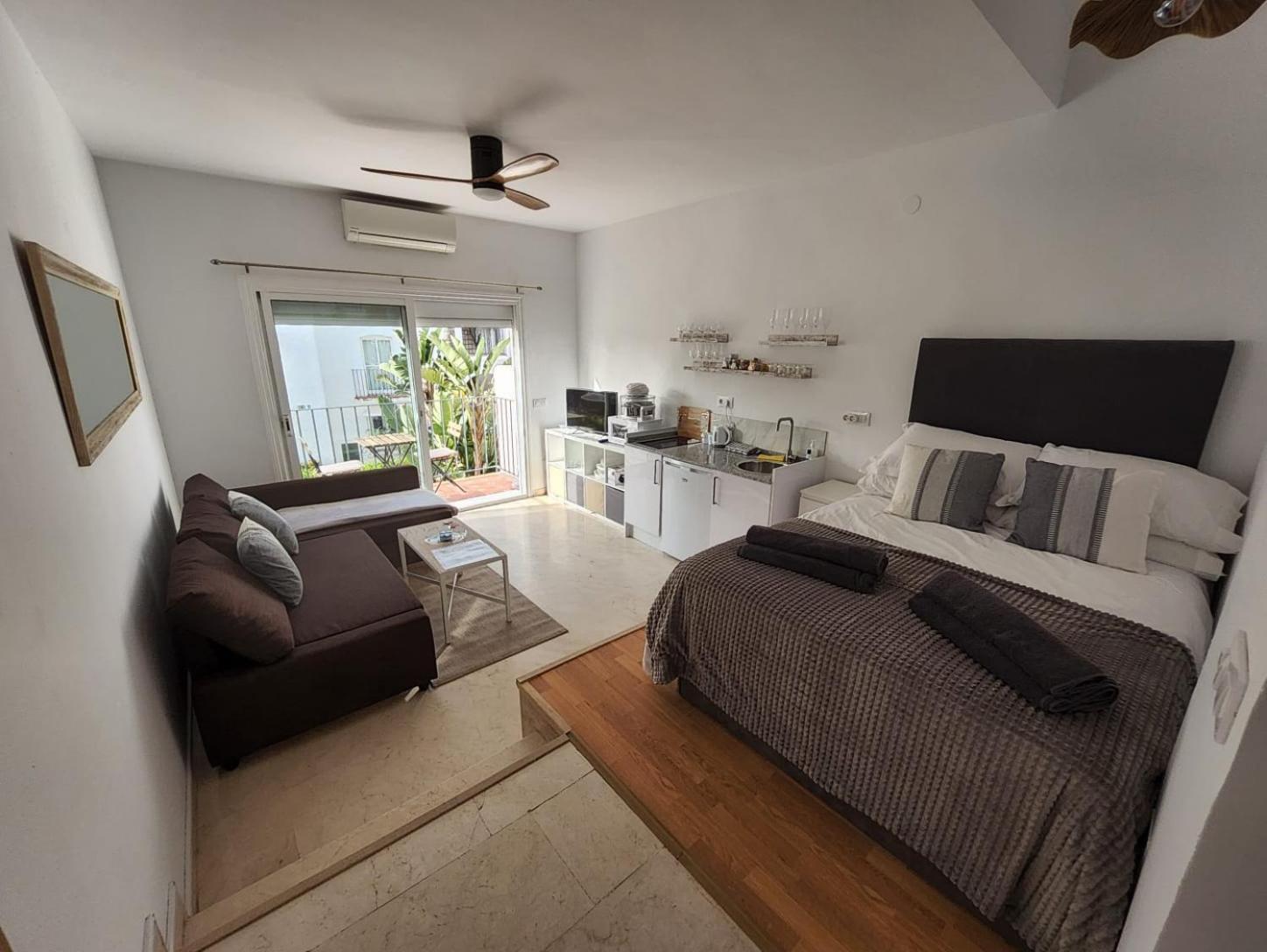 Tranquility studio apartment