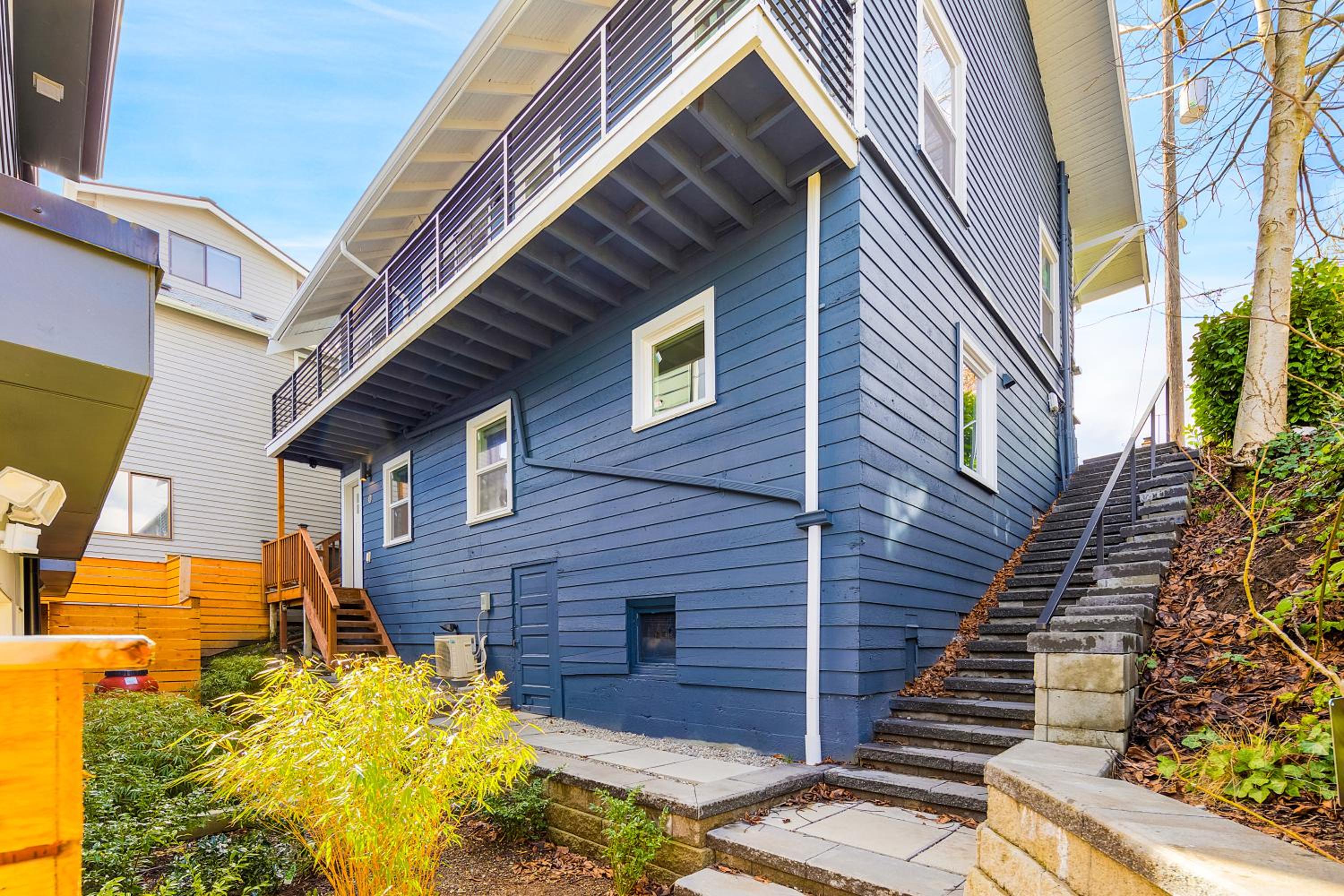 1BR Tranquil Haven in Beacon Hill view 3