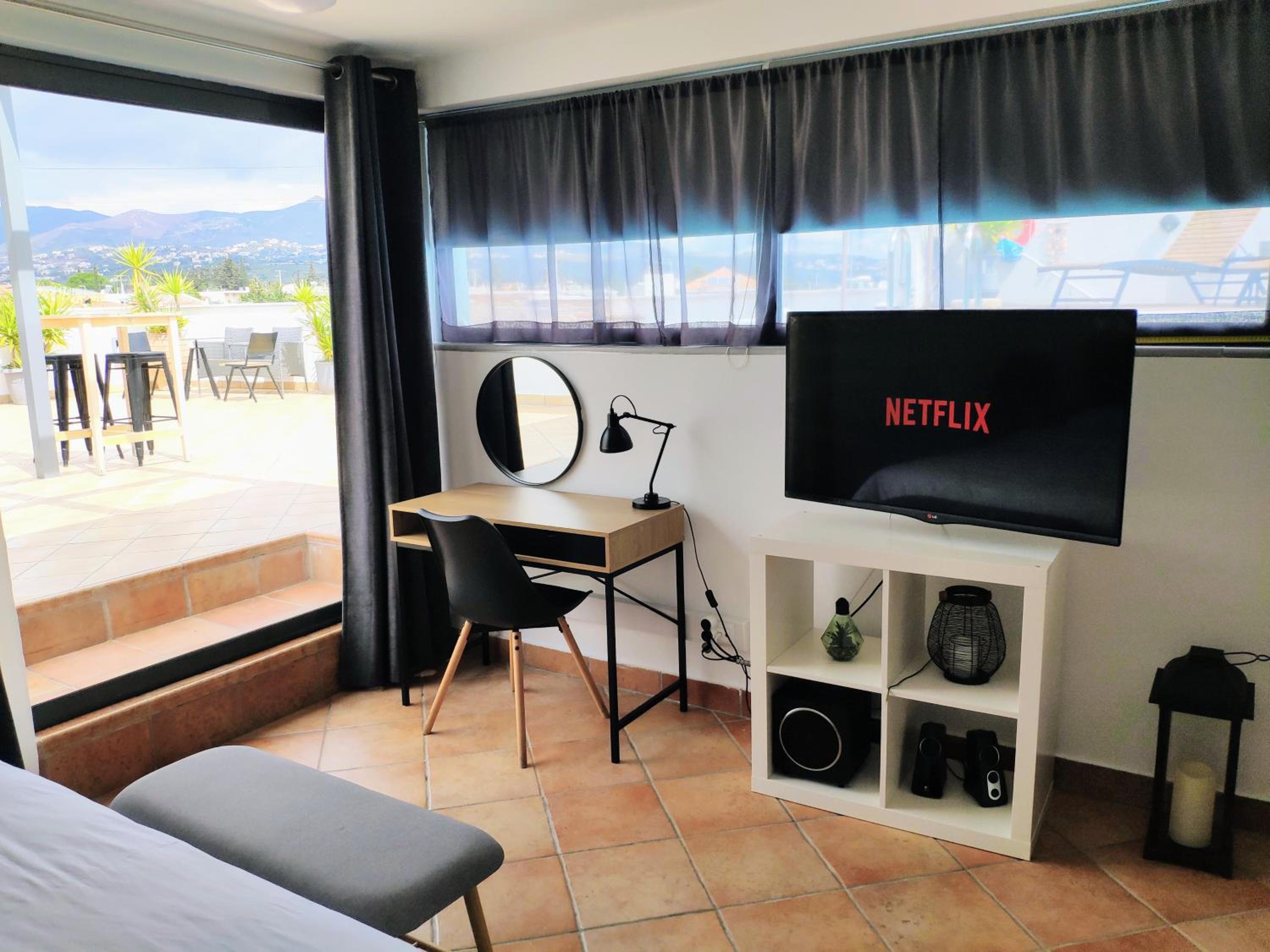 hotel room