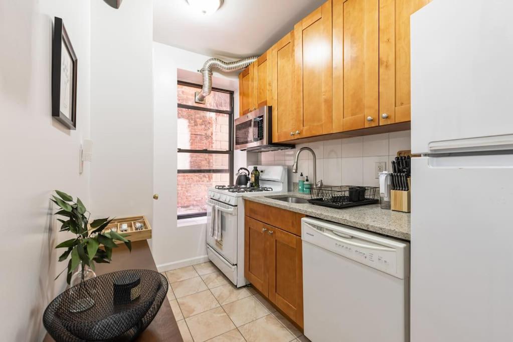 Lovely 3 bedroom apartment in NYC 2