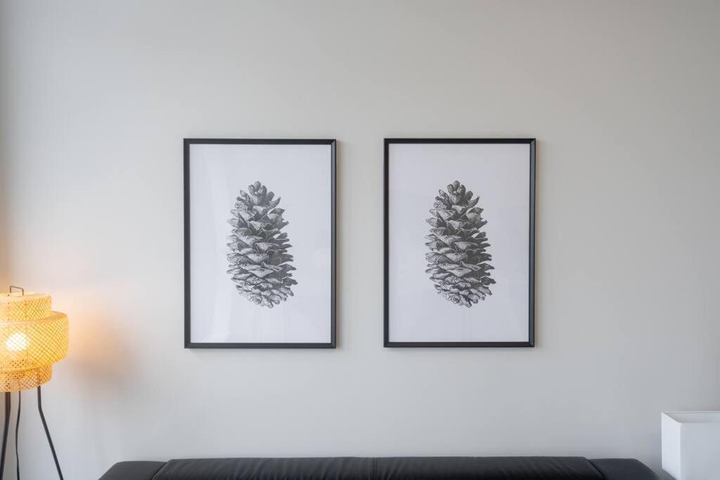 2 bed Studio with Mountain Views and Free Parking