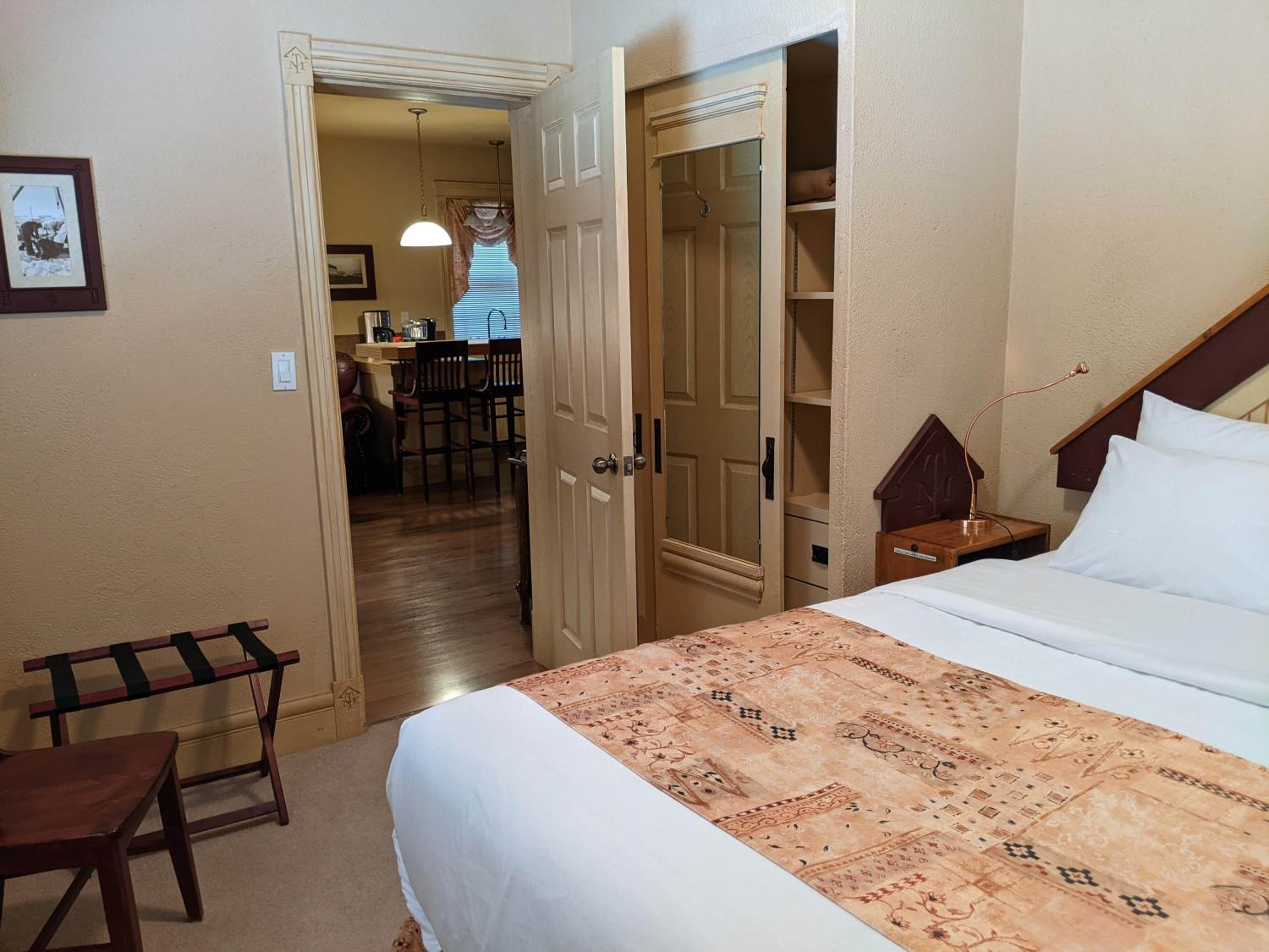 Third Mission Heritage Suites