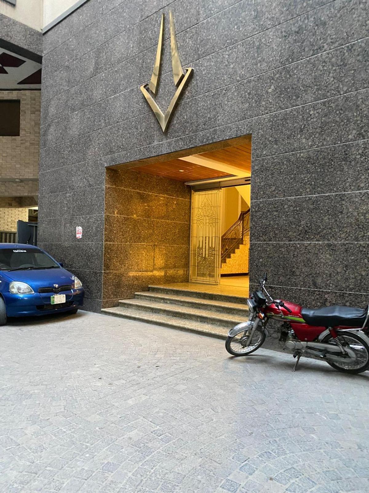 Entire One Bedroom Furnished Apartment view 4