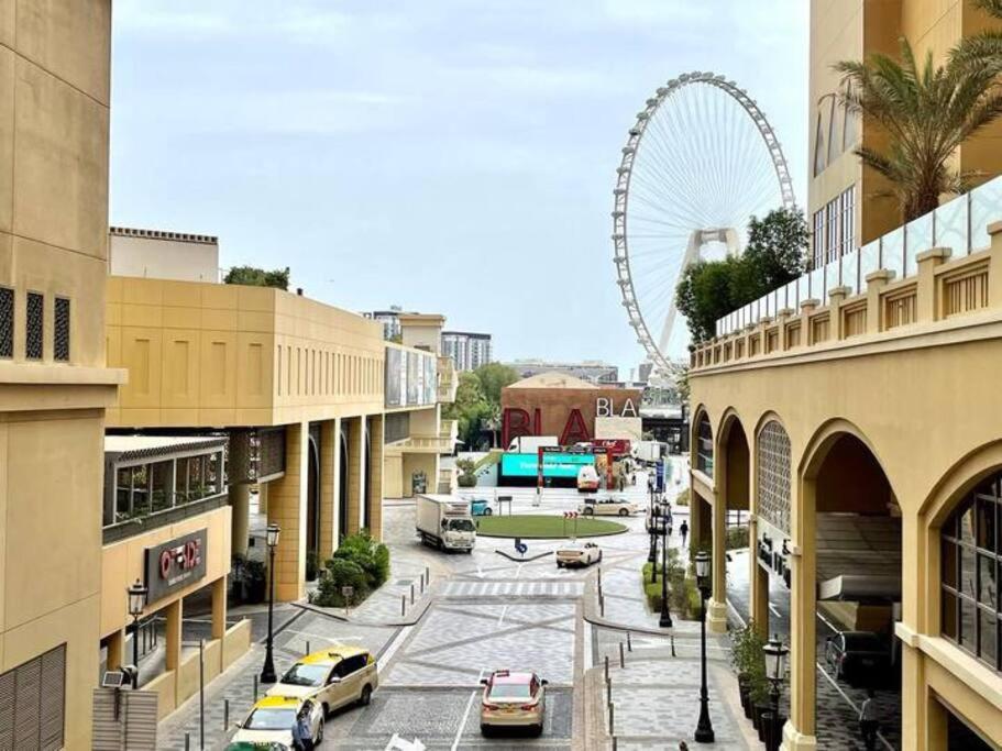 JBR Sea View 2 Bedroom Apartment