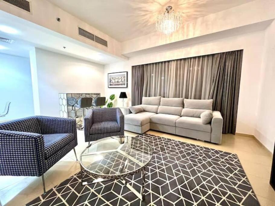 JBR Sea View 2 Bedroom Apartment