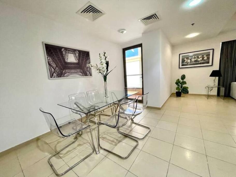 JBR Sea View 2 Bedroom Apartment