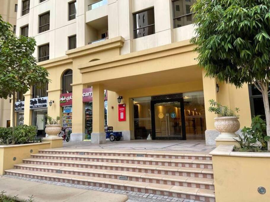 JBR Sea View 2 Bedroom Apartment