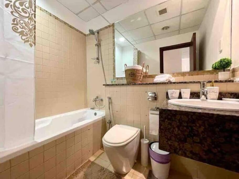 JBR Sea View 2 Bedroom Apartment