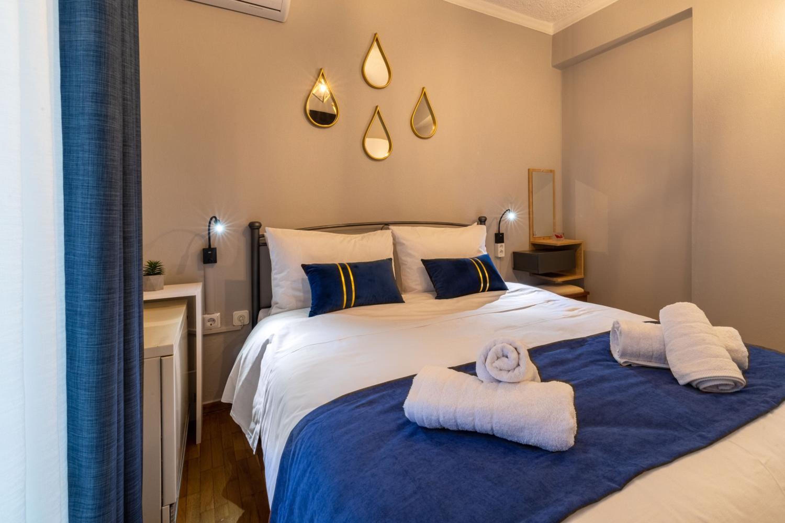 Johnny's Three Bedroom Apartment photo 4