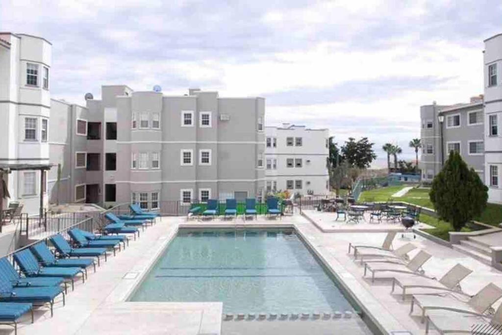 Departamento en 1er piso 2 bdr 2bath tezal view 4