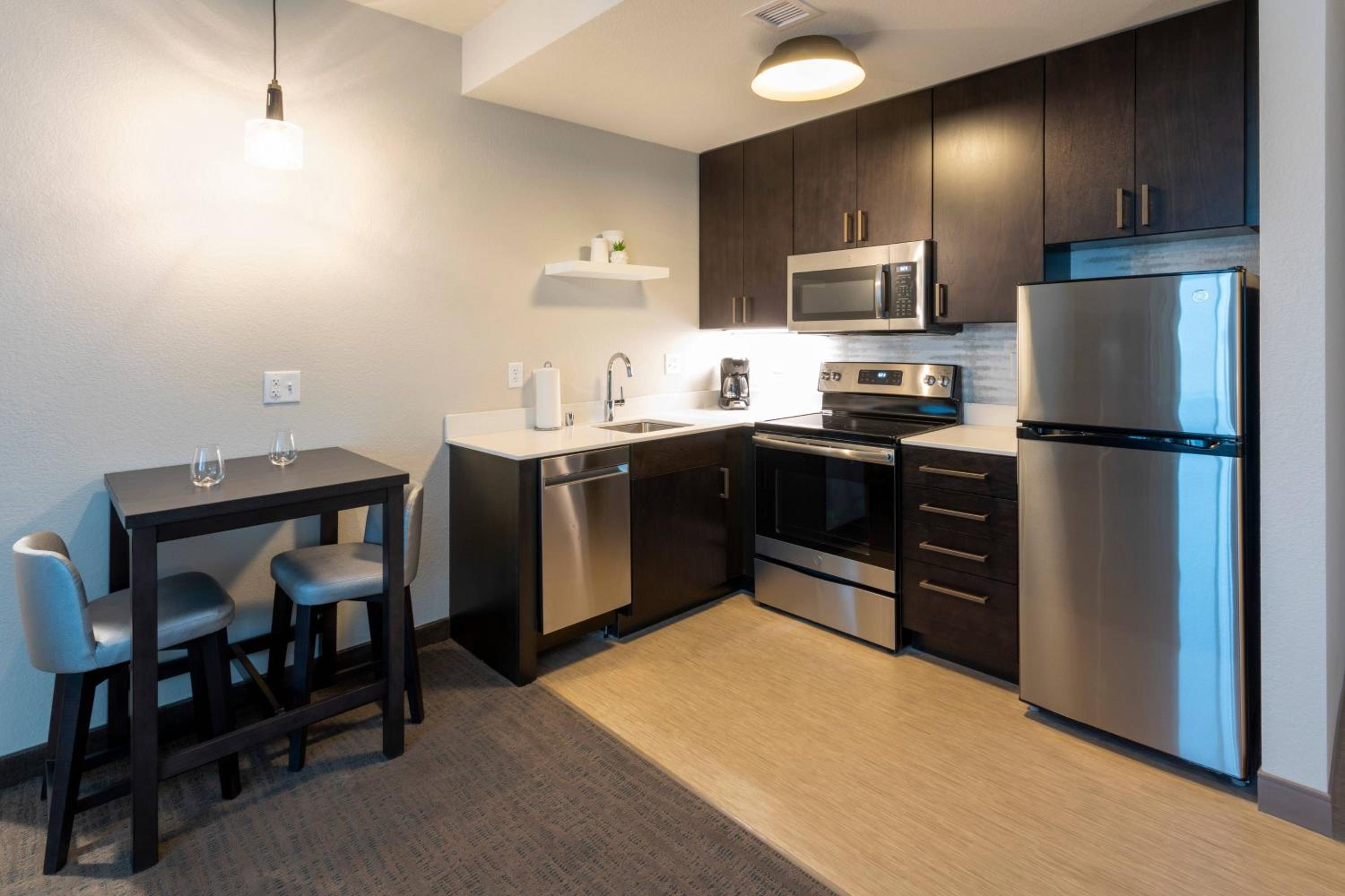 Minneapolis / St Paul Vacations - Residence Inn Minneapolis Maple Grove/Arbor Lakes - Property Image 1