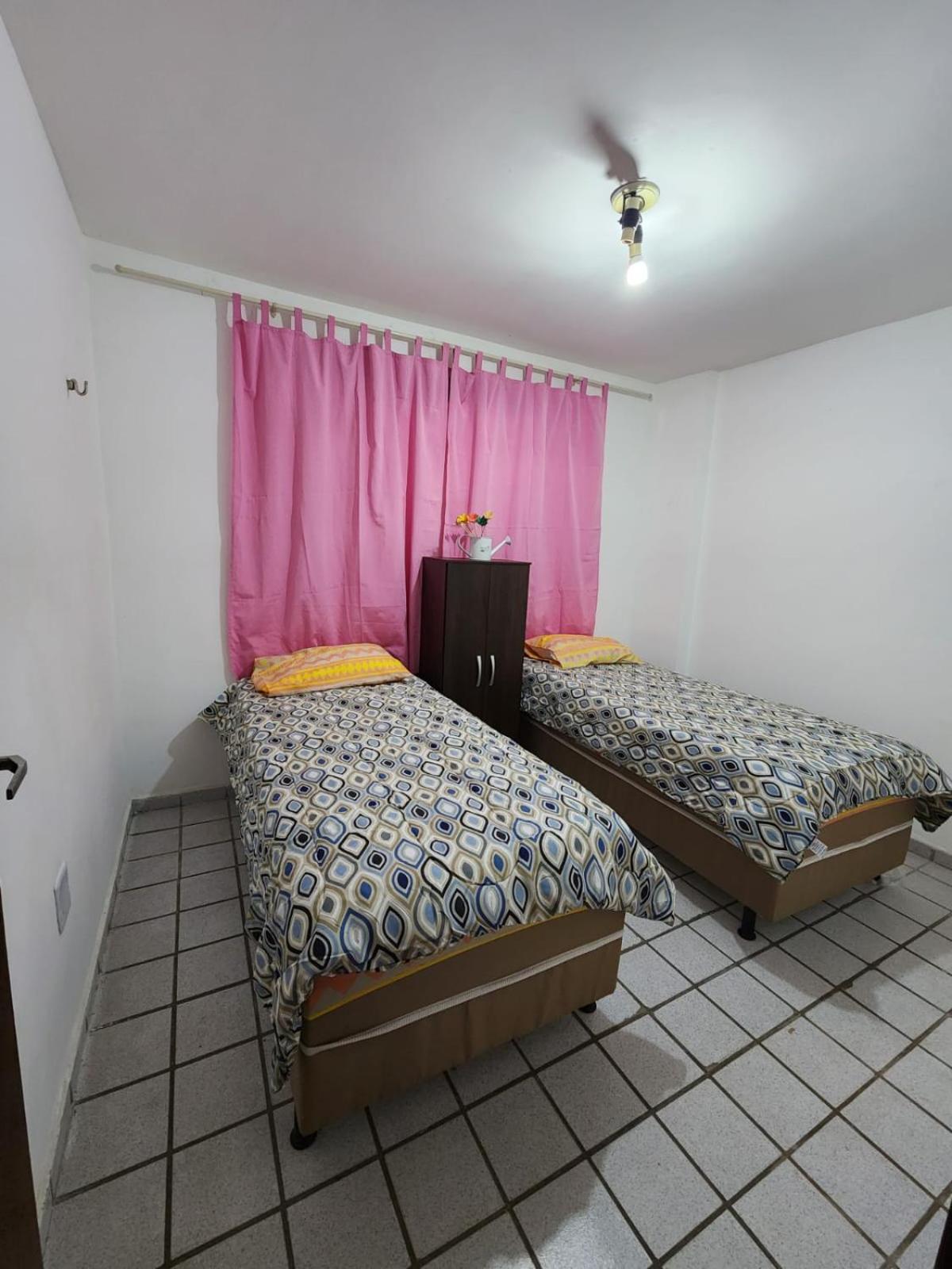 Apartamento com 3 quartos para até 6 pessoas