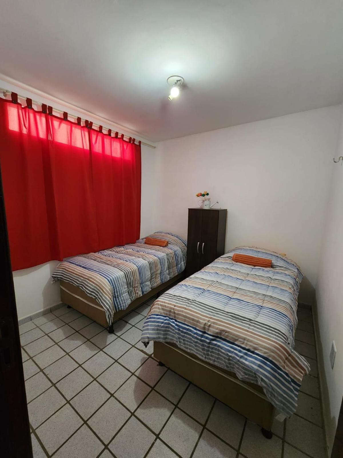 Apartamento com 3 quartos para até 6 pessoas