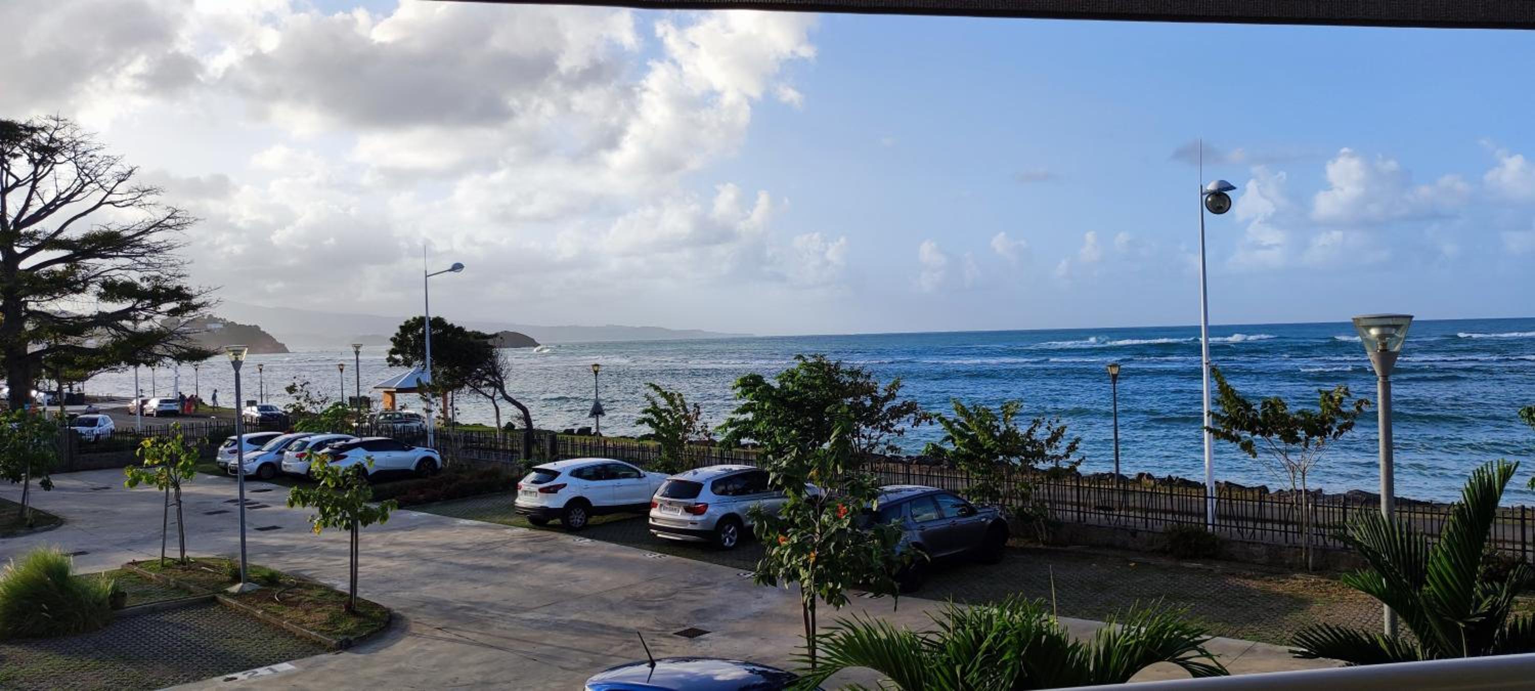 Les Flots Bleus view 4