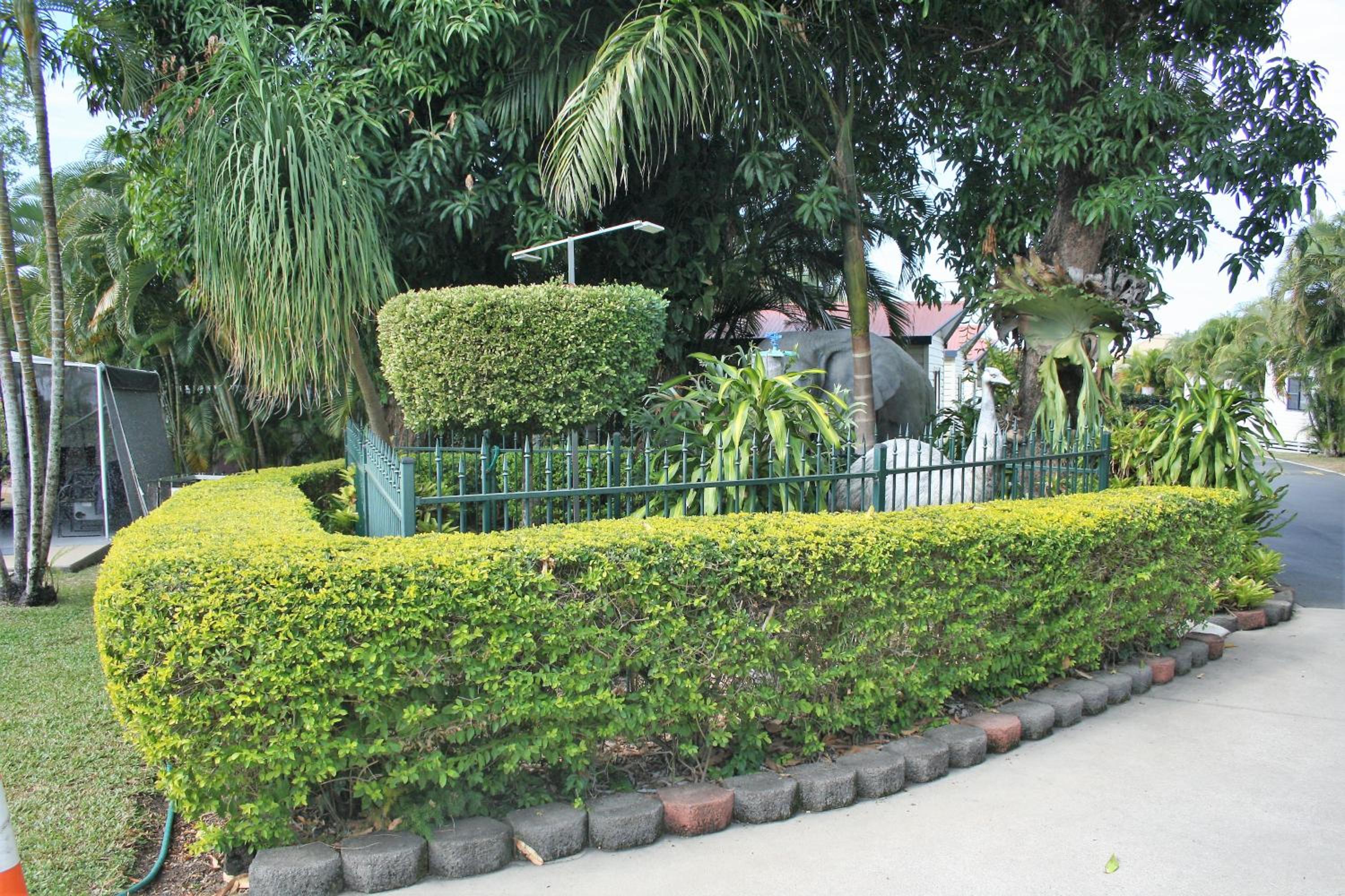 Sarina Palms Caravan and Cabins Village