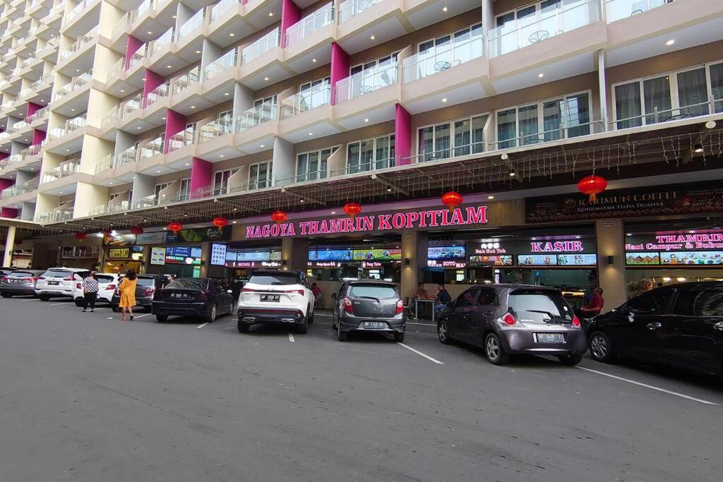 Tower A, 9th Floor, No 12 in Lubuk Baja Favehotel, Apartment in Nagoya Thamrin City view 2