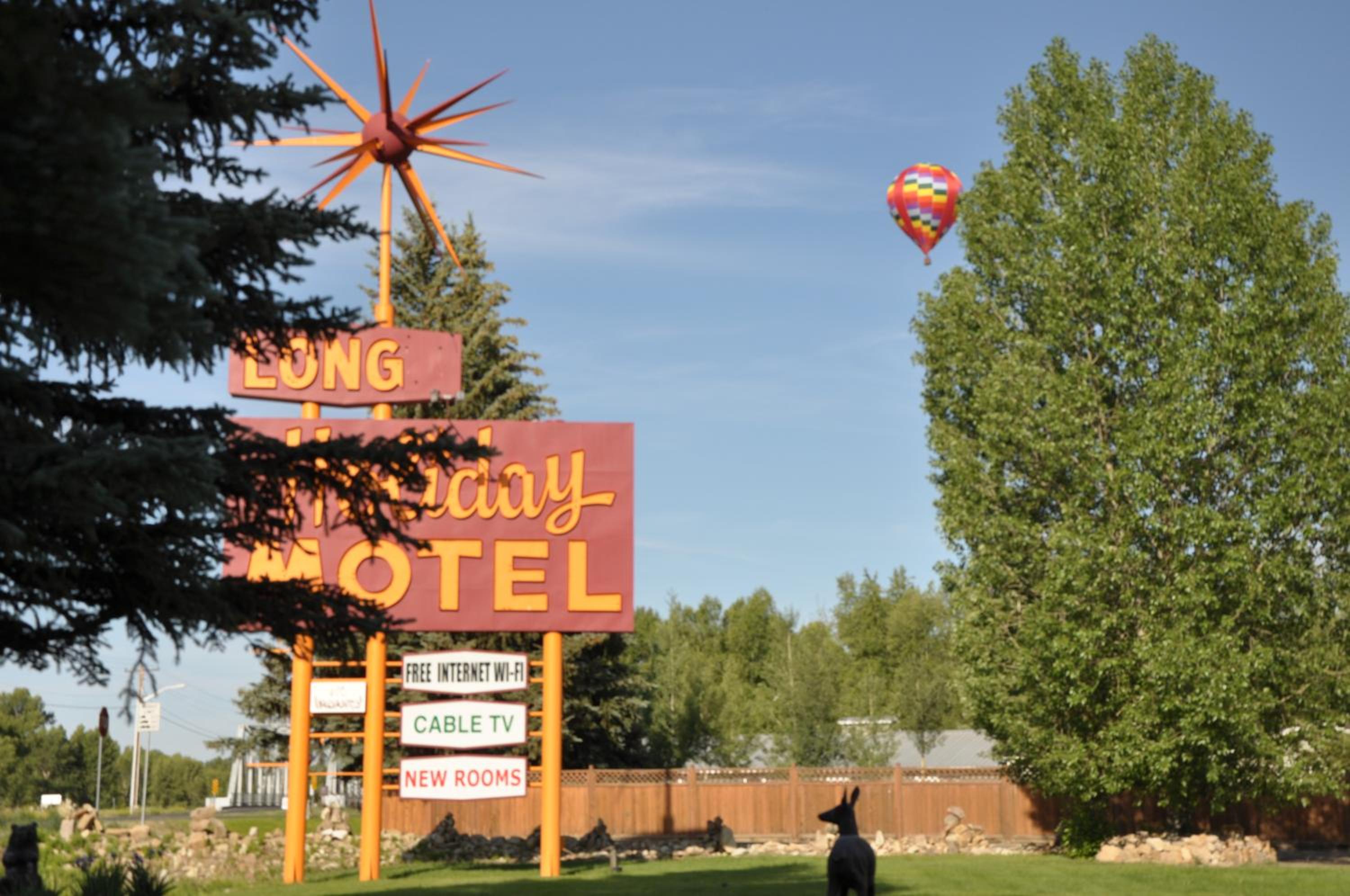 Gunnison Vacations - Long Holiday Motel - Property Image 26