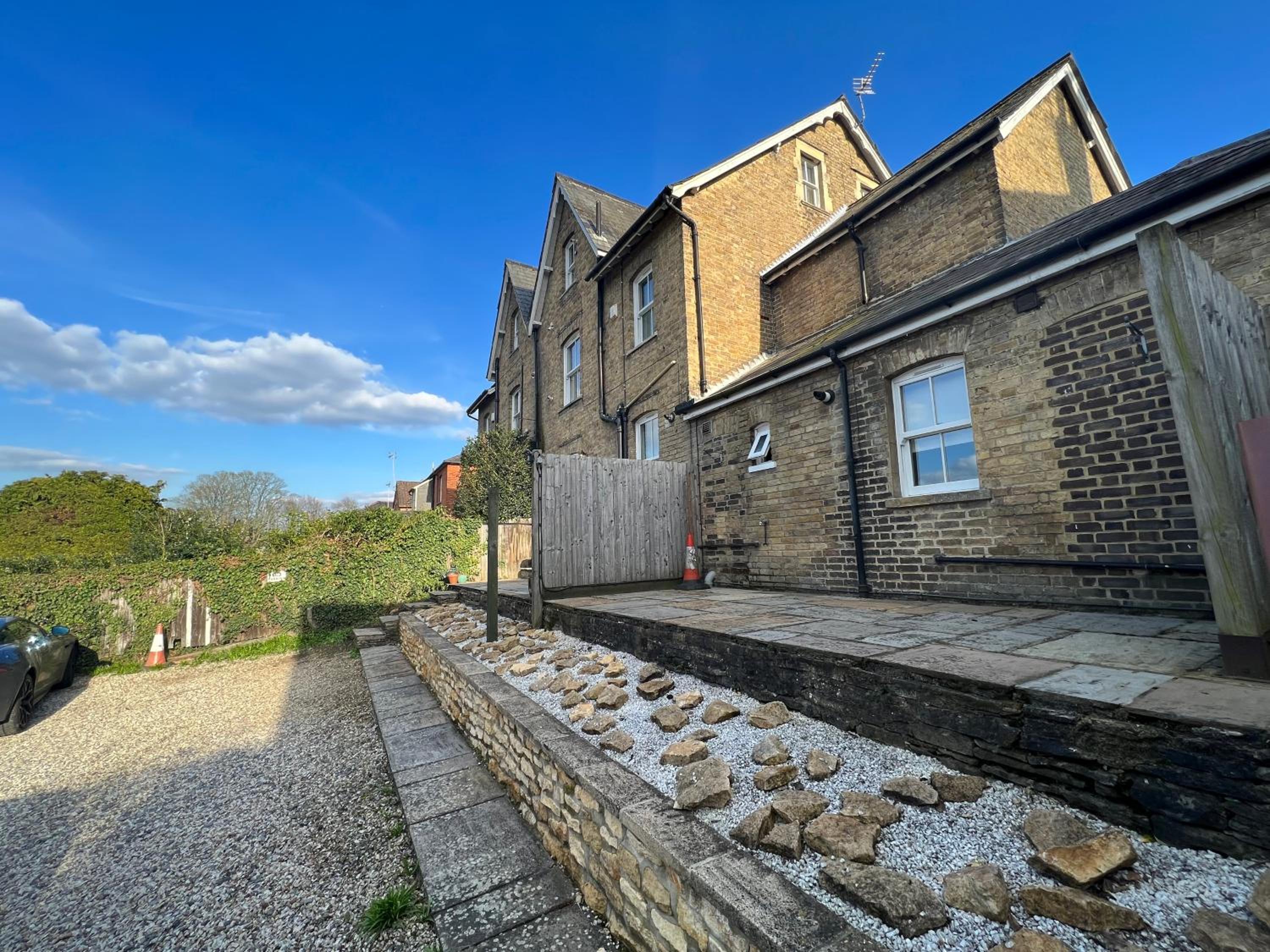 Basingstoke Vacations - The Snicket Apartment - Property Image 6