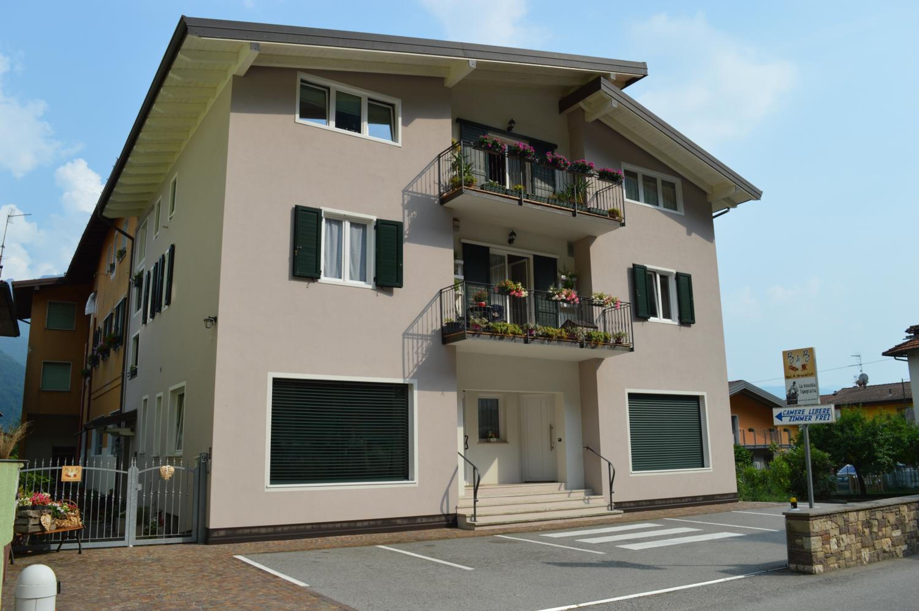 Photo 17