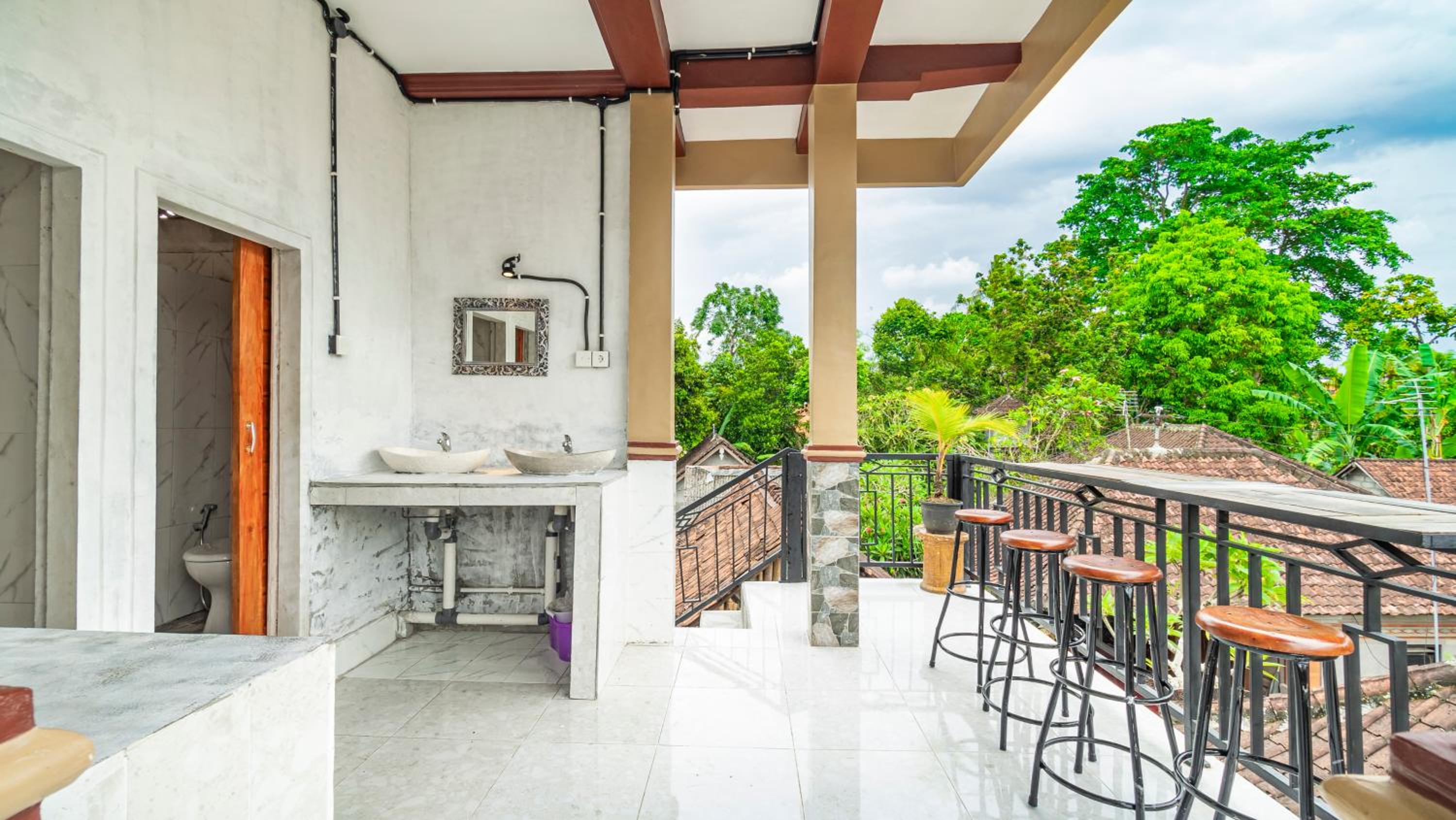 Peanut House view 4
