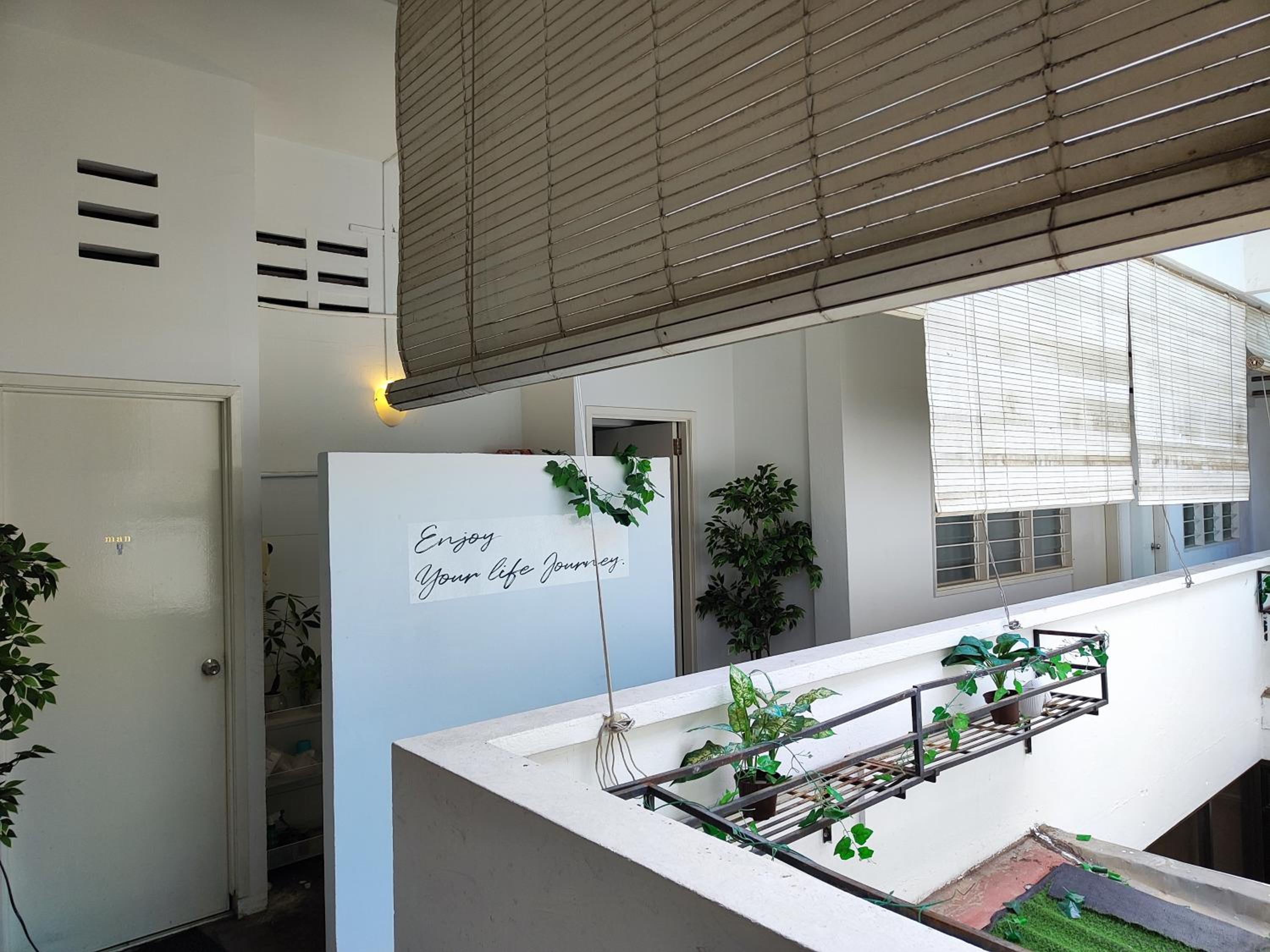 Digital Nomad House KL Bukit Bintang - 24&7 Coworking Access Included