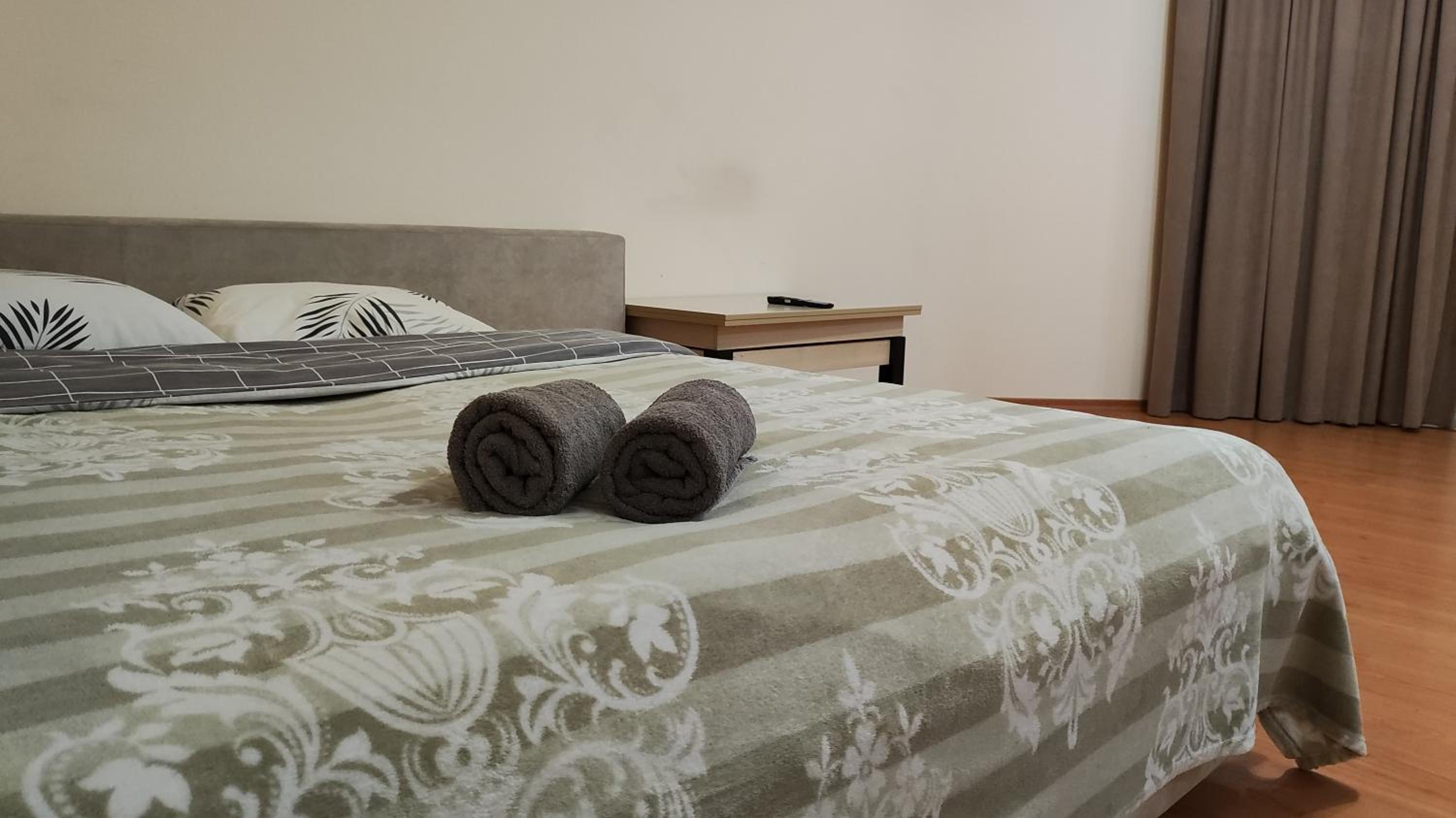 Запорізька 19 City Rooms