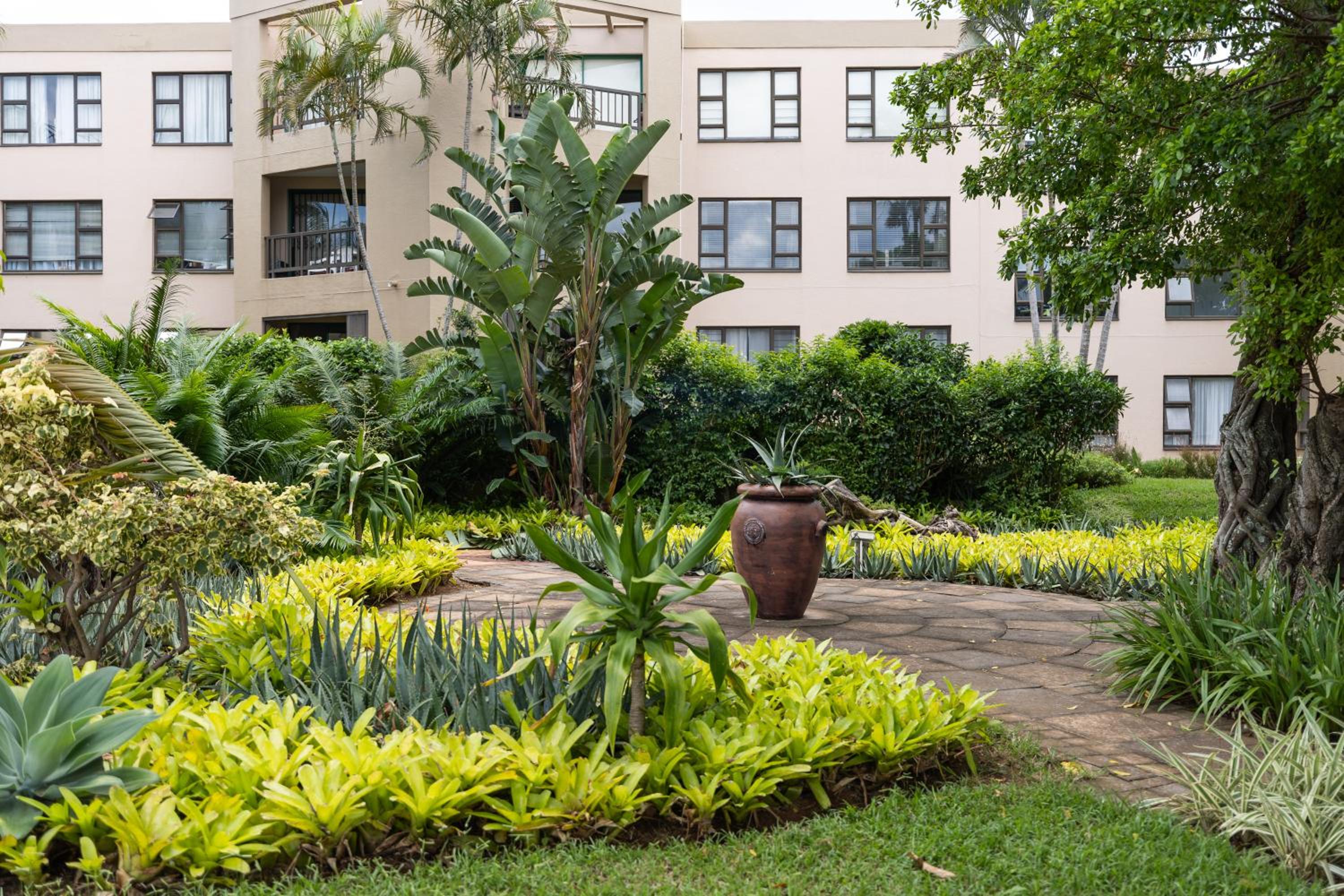 67 The Shades - Luxury Apartment in Umhlanga - Airconditioning throughout and Inverter