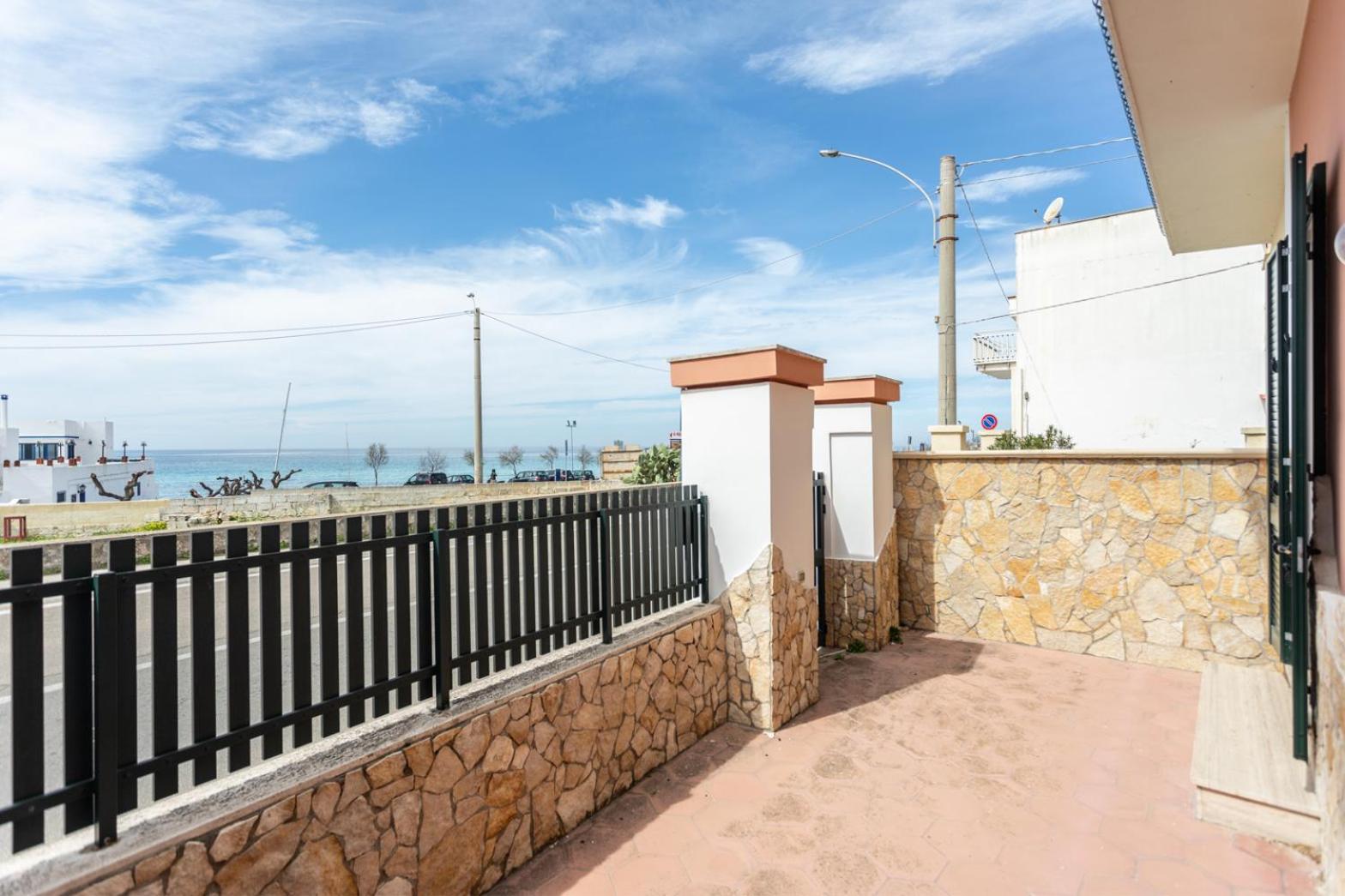 Villetta Bianca sulla spiaggia - Apulia Home photo 2