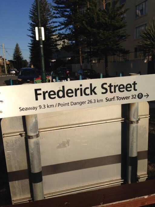 Freddies Pet-Friendly Apt Steps to Beach