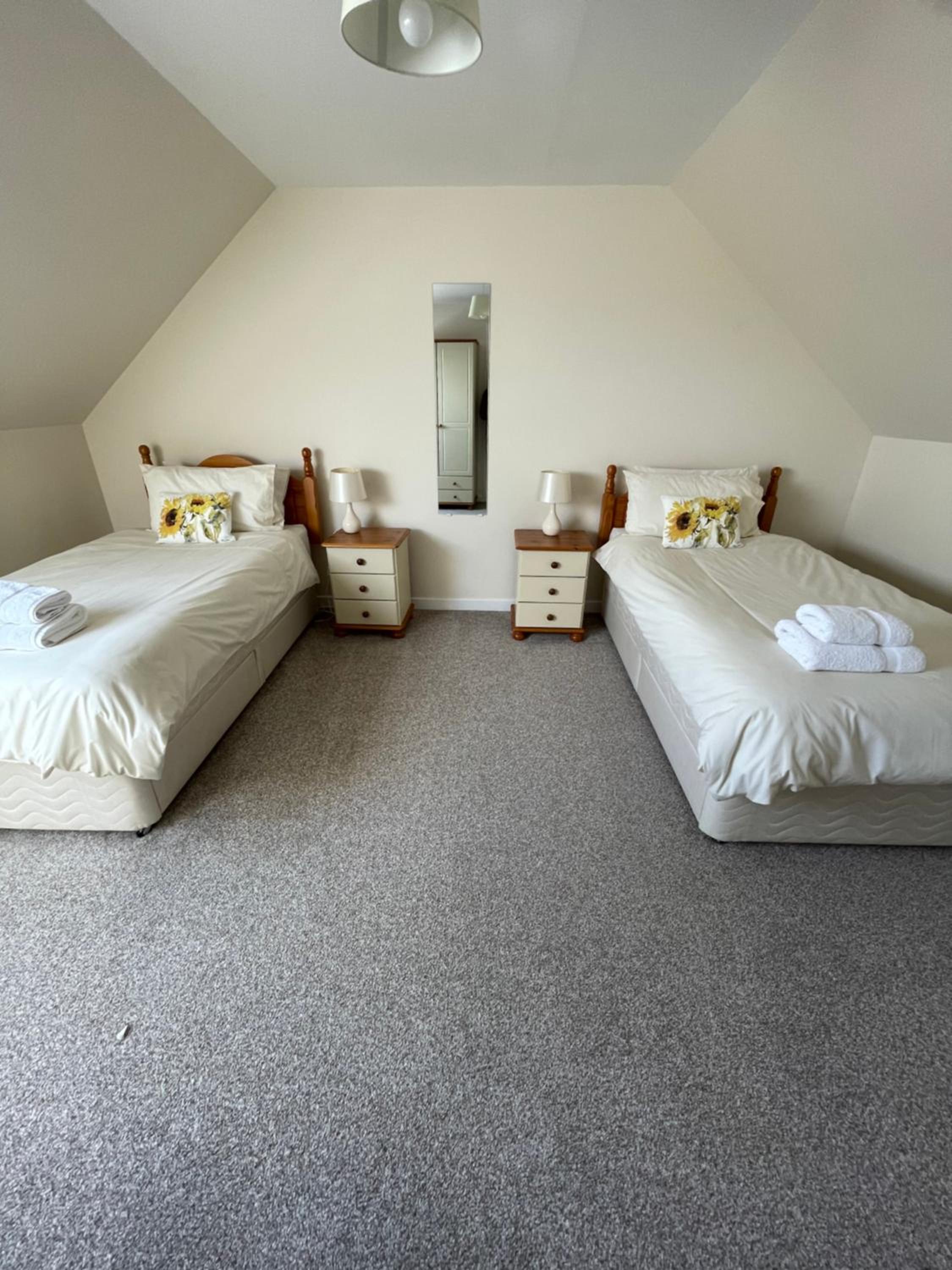 Self Catering house with lovely sea views, 44 Back view 3