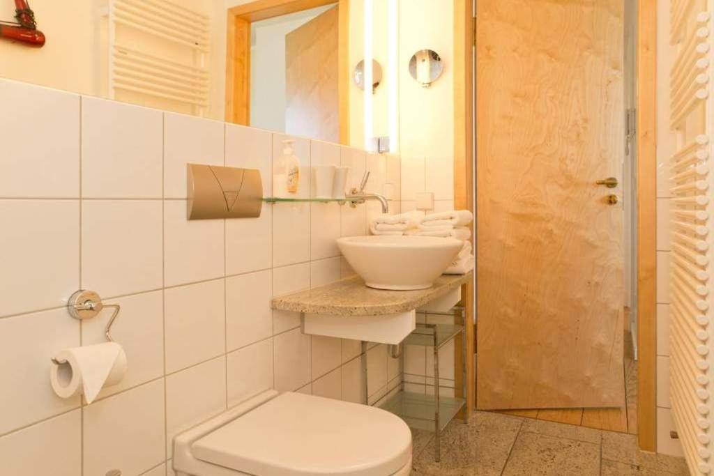 Villa Artemis, 10 Patras