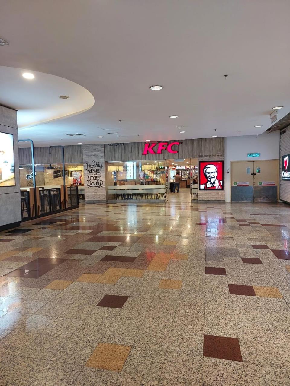 TWO BEDROOM SUITES at TIMES SQUARE KL