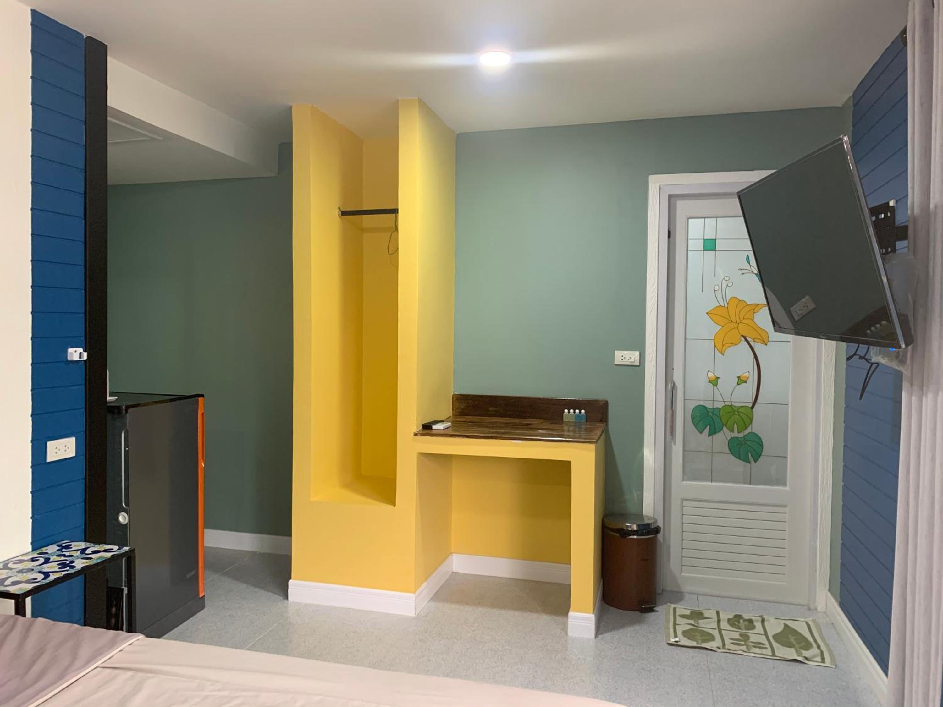 Rayonghouse Resort